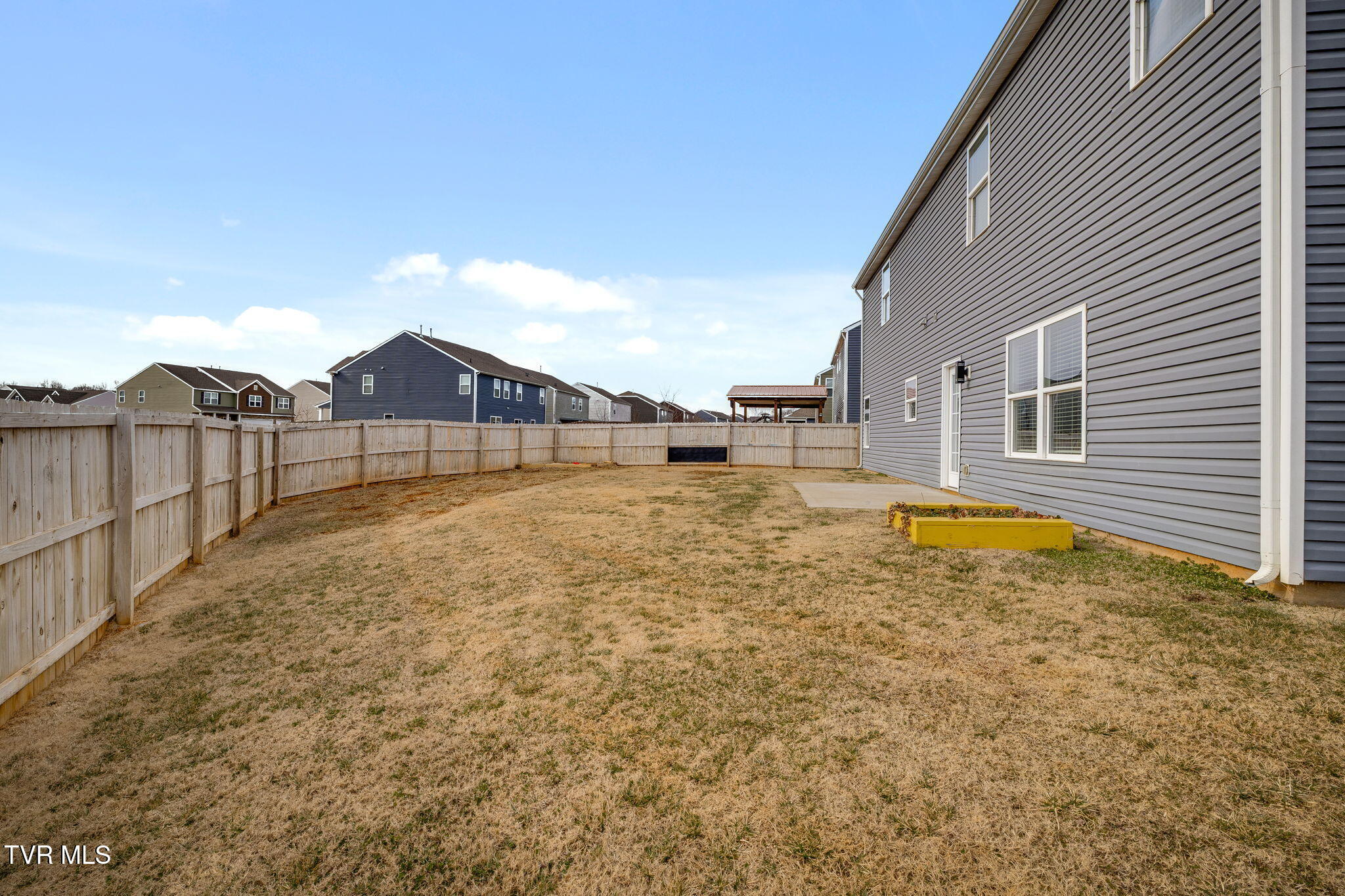 1081 Raccoon Lane
