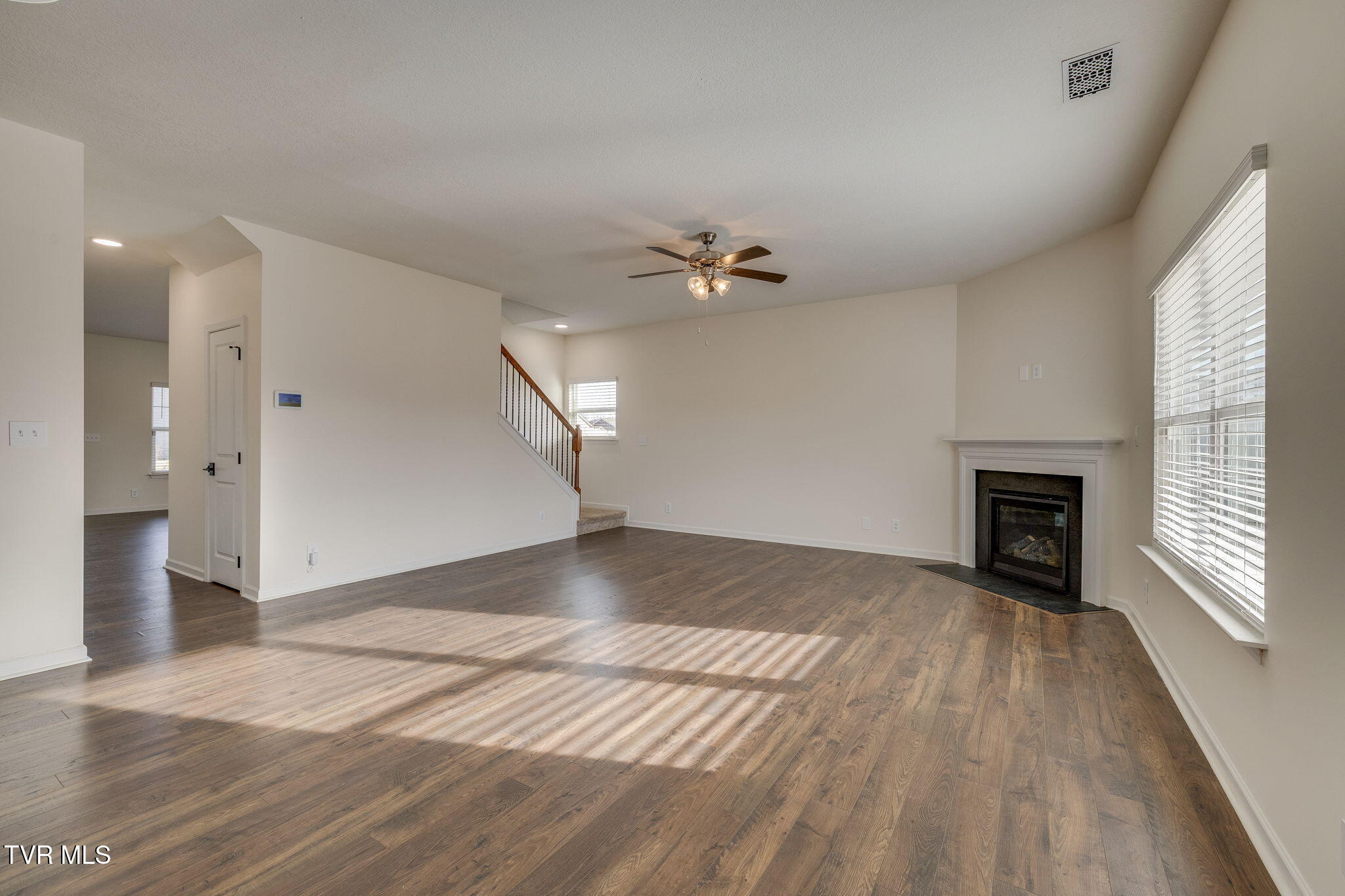 1081 Raccoon Lane