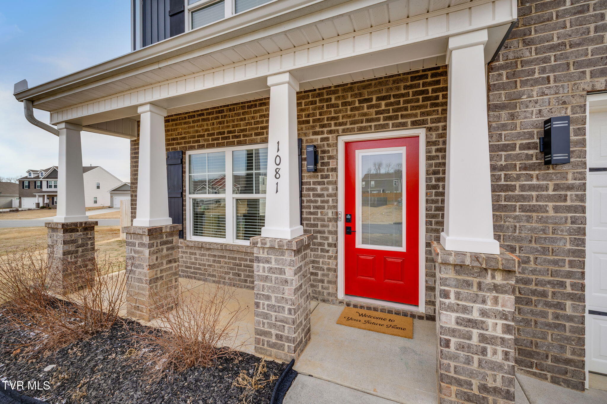1081 Raccoon Lane