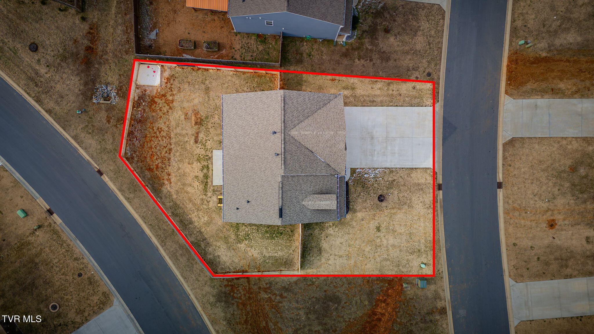 1081 Raccoon Lane