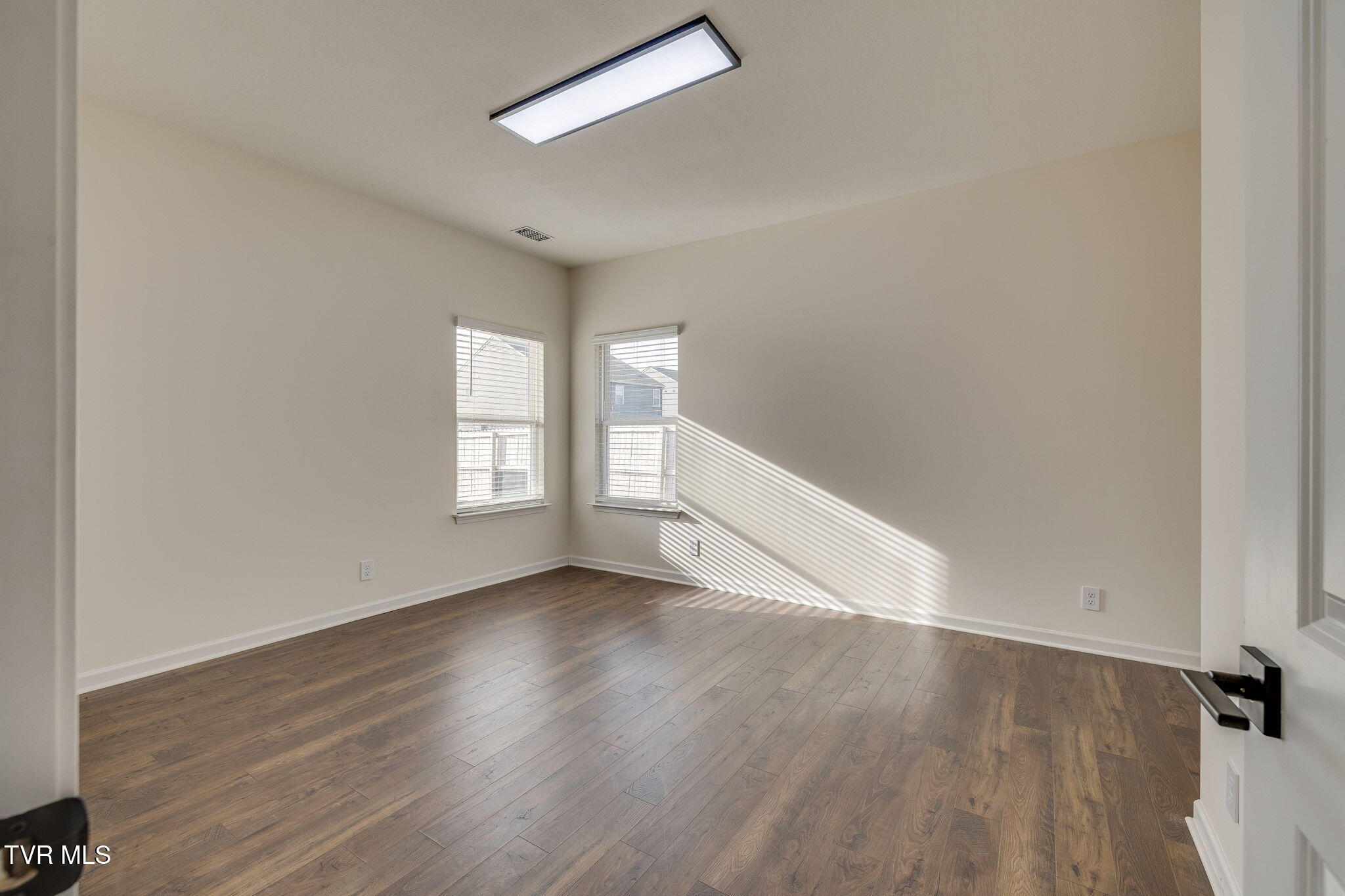1081 Raccoon Lane