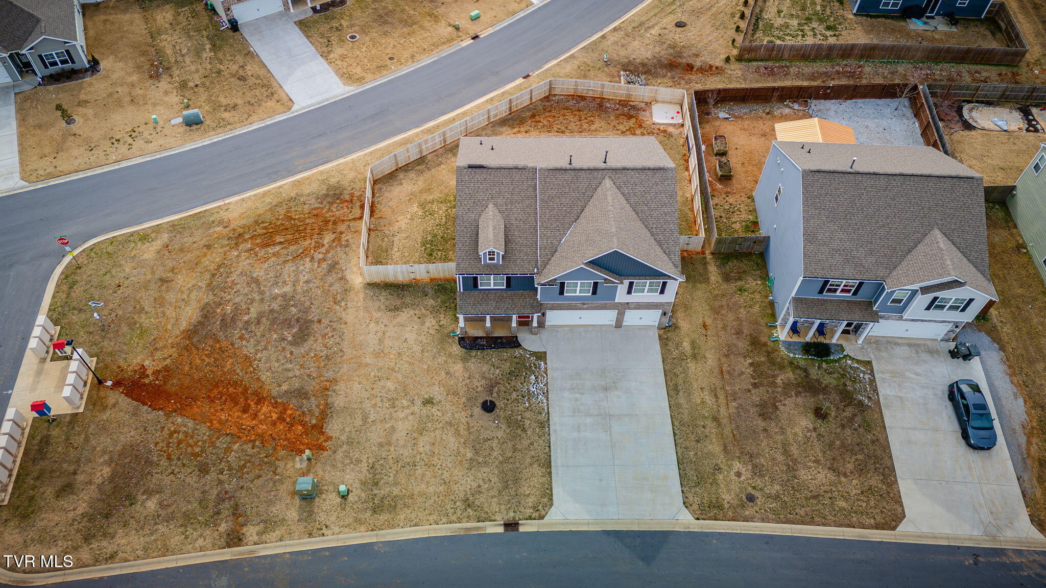 1081 Raccoon Lane