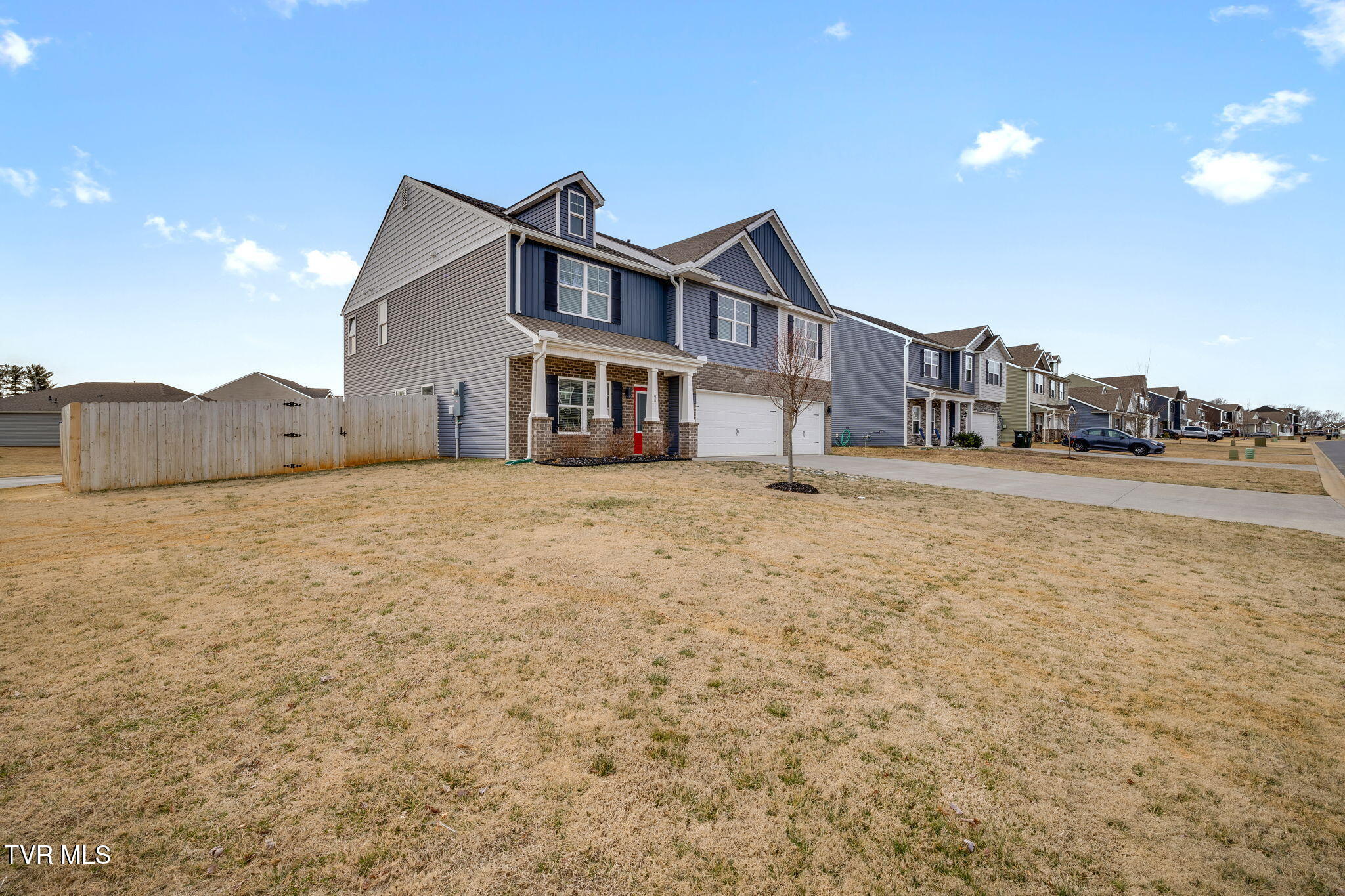 1081 Raccoon Lane