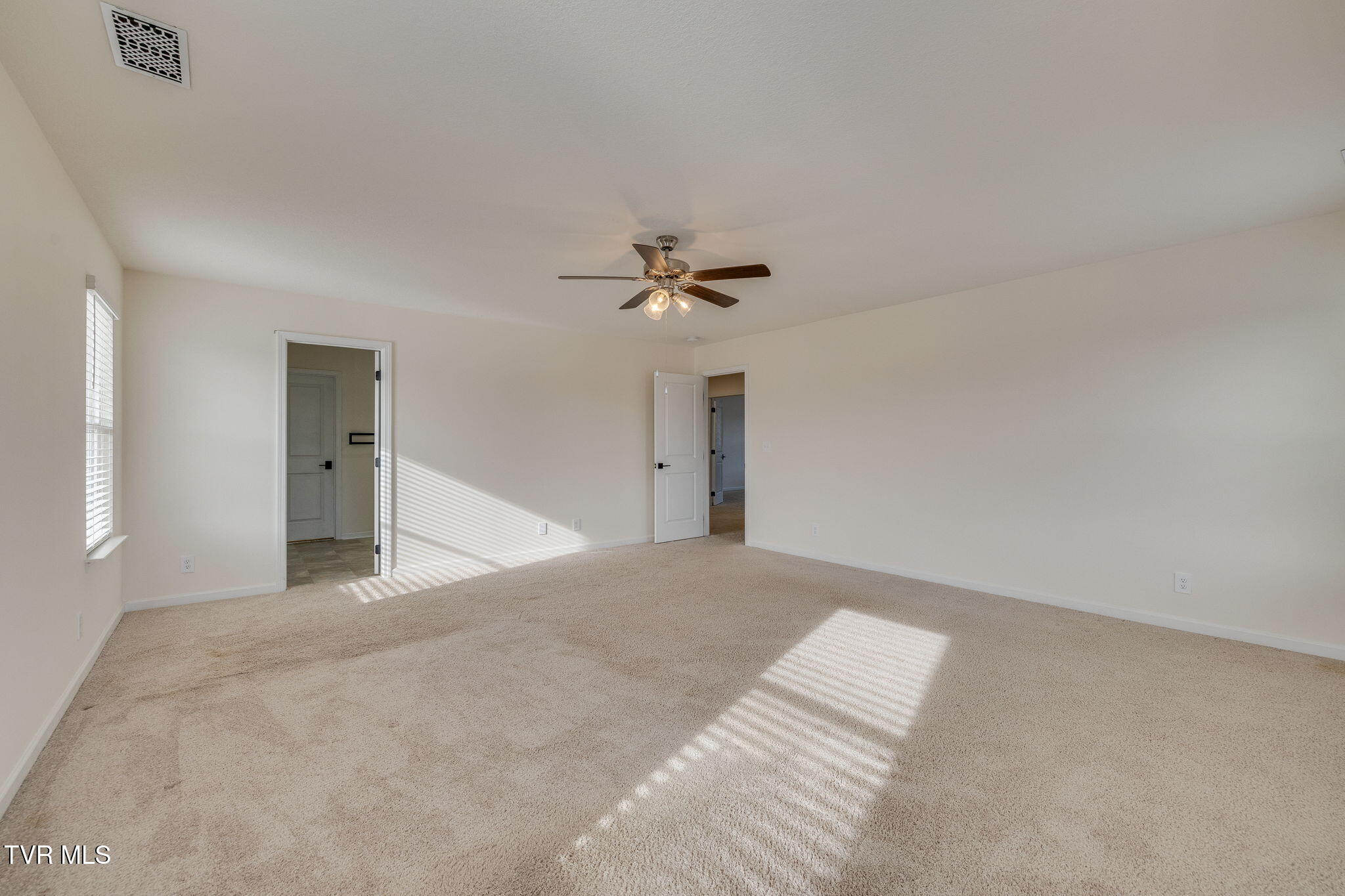1081 Raccoon Lane