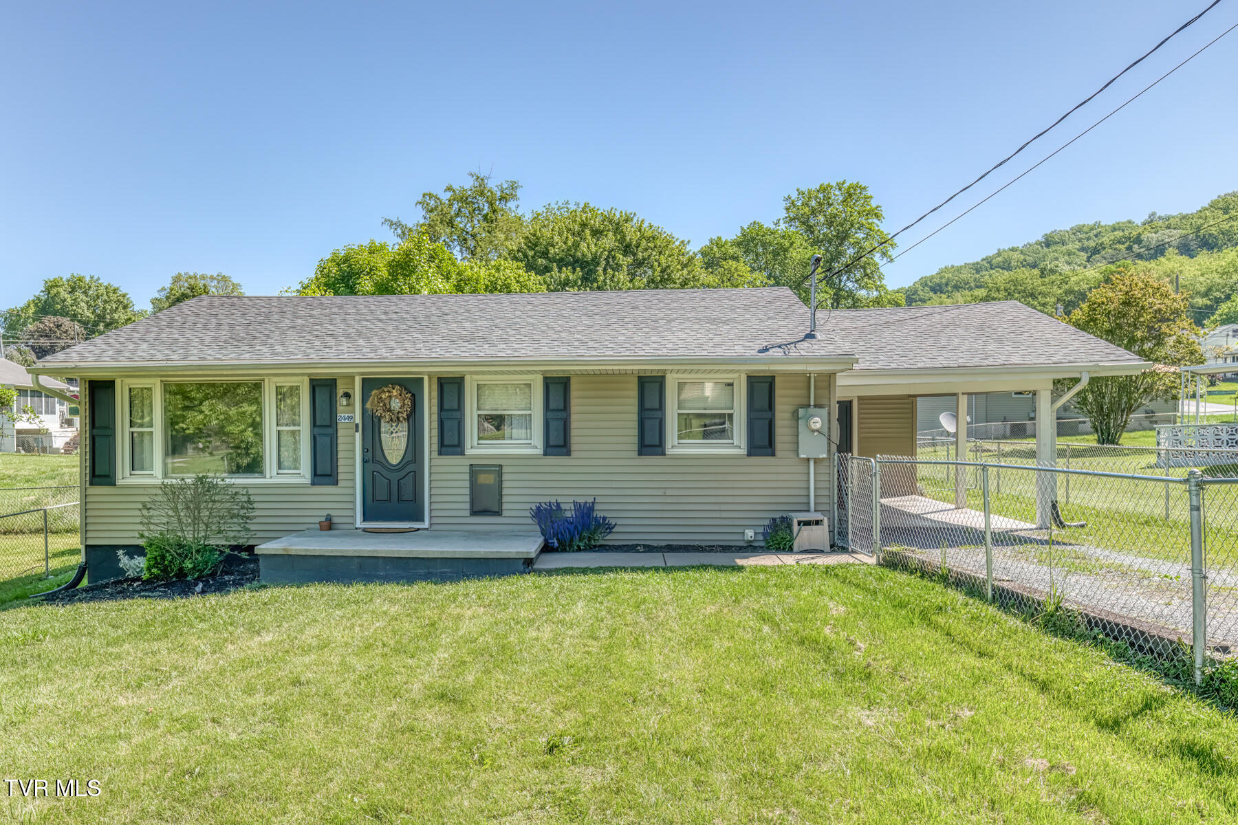 2449 Windsor Avenue