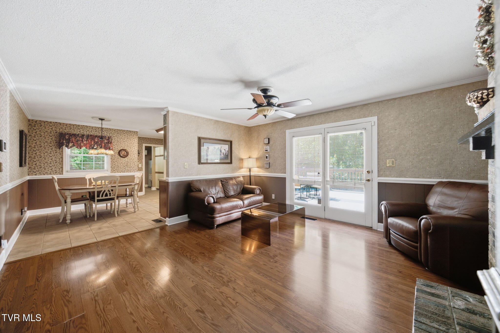 700 Rambling Road
