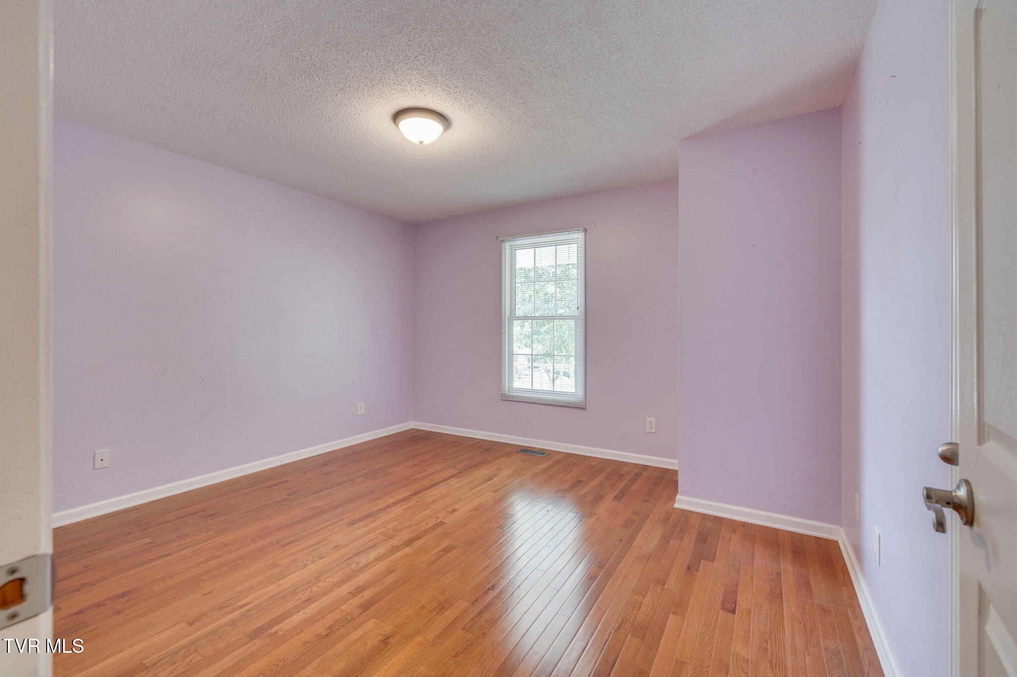 601 Crestview Drive