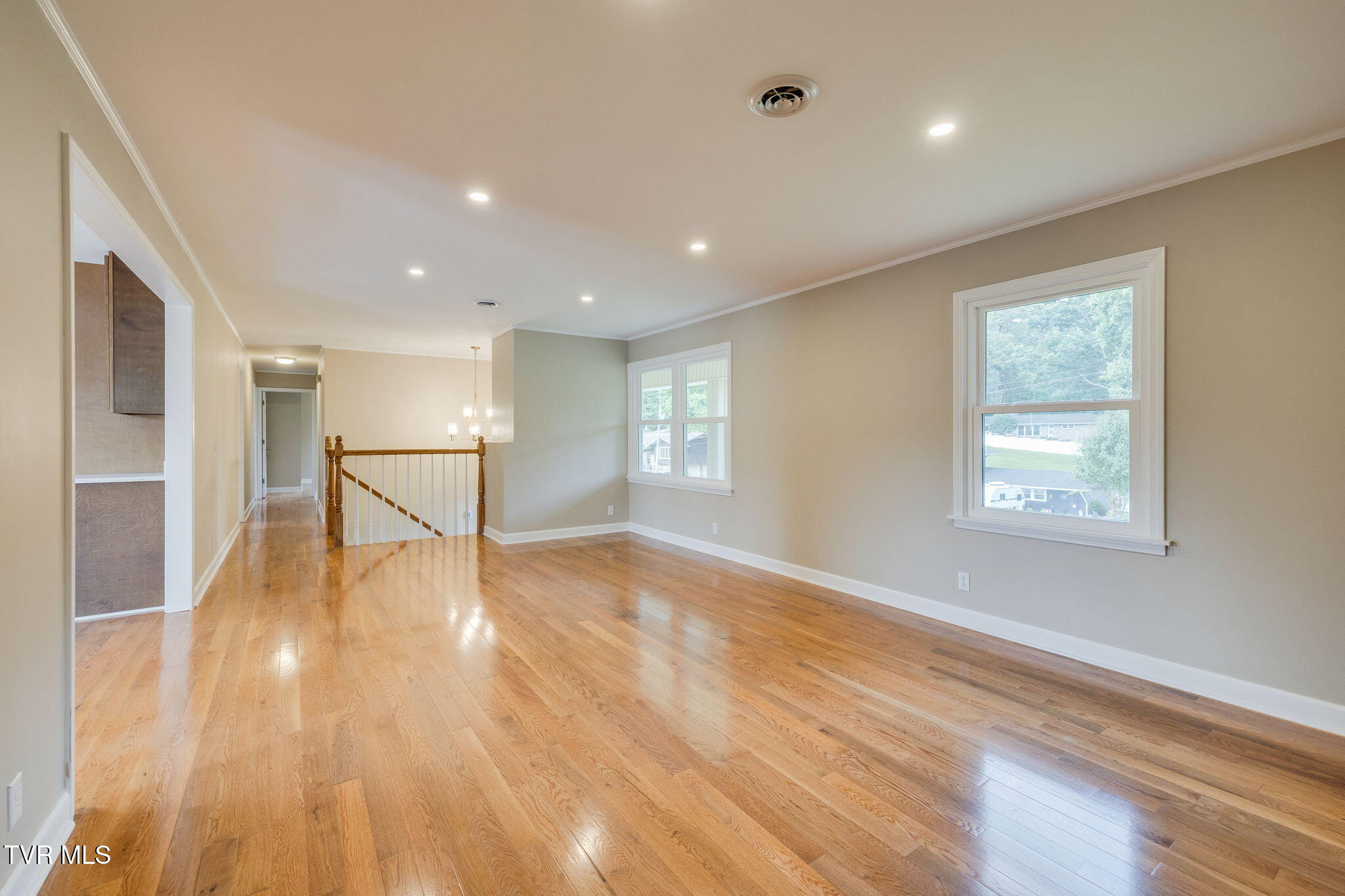 806 Sir Echo Drive