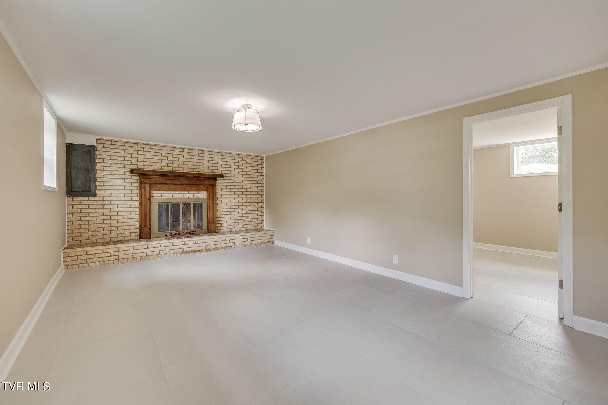 806 Sir Echo Drive