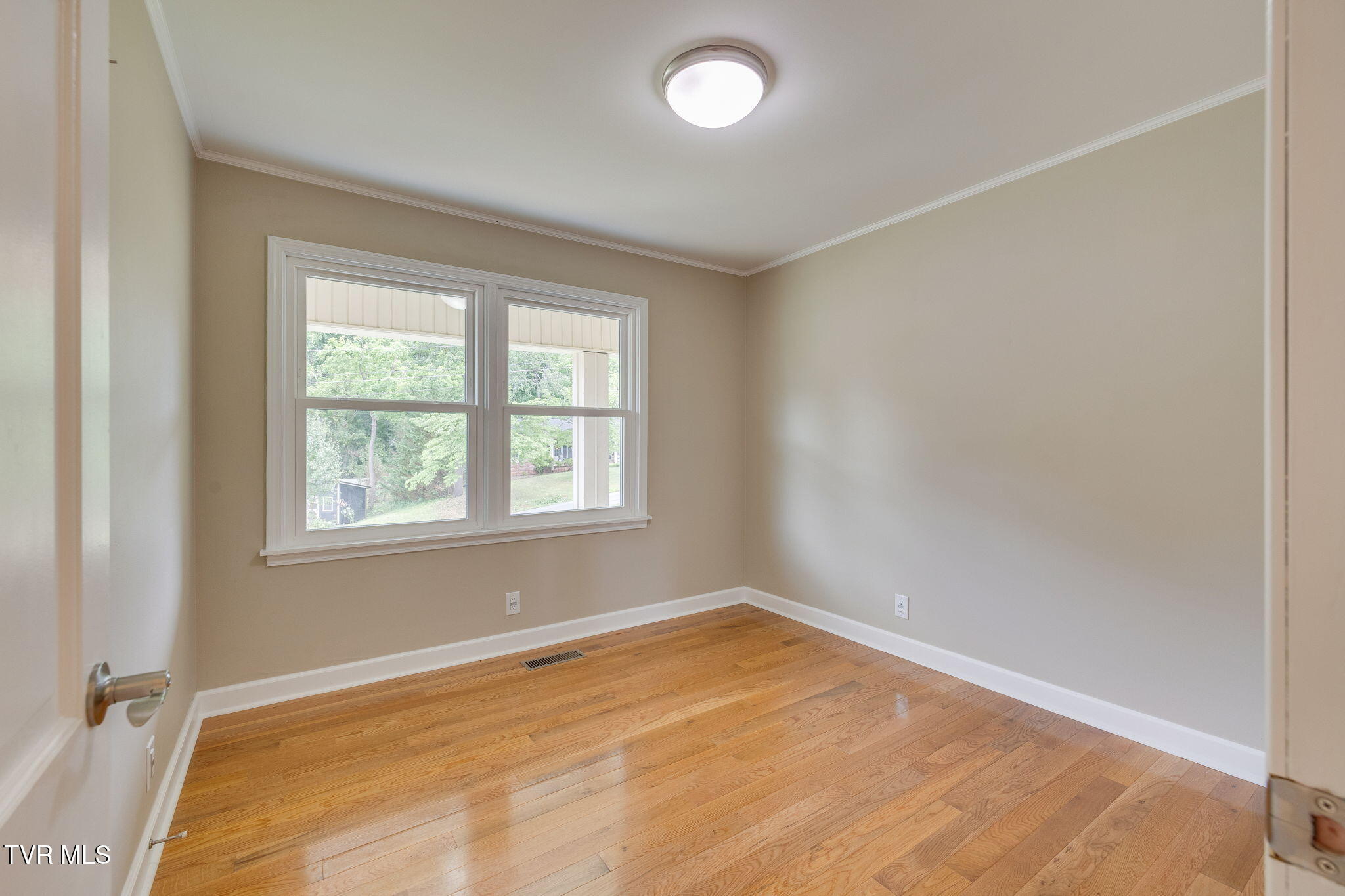 806 Sir Echo Drive