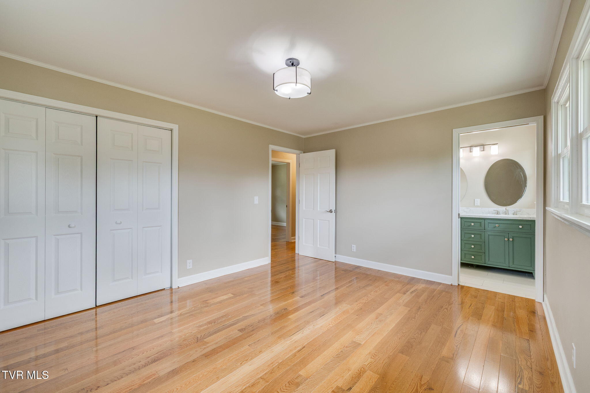 806 Sir Echo Drive