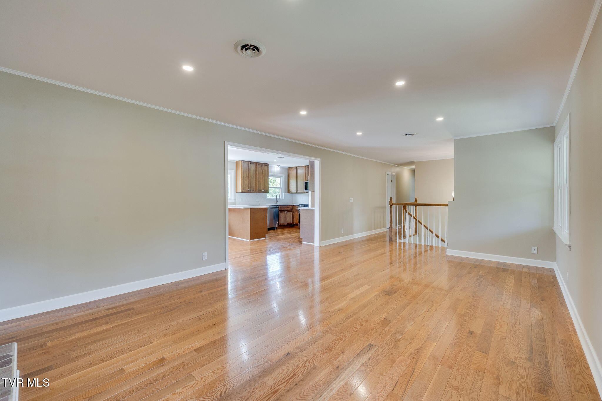 806 Sir Echo Drive
