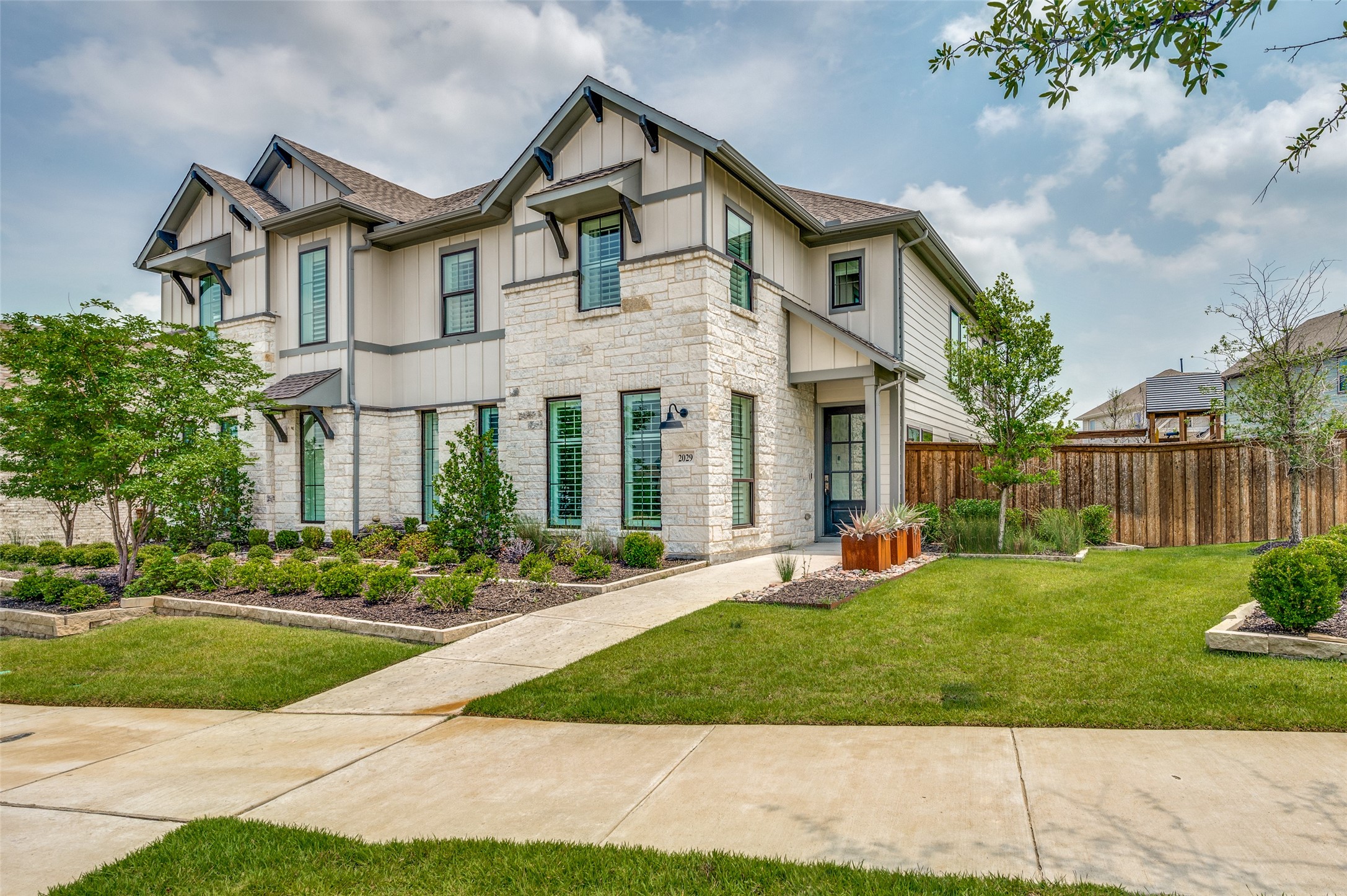 2029 Prairie Holly Lane