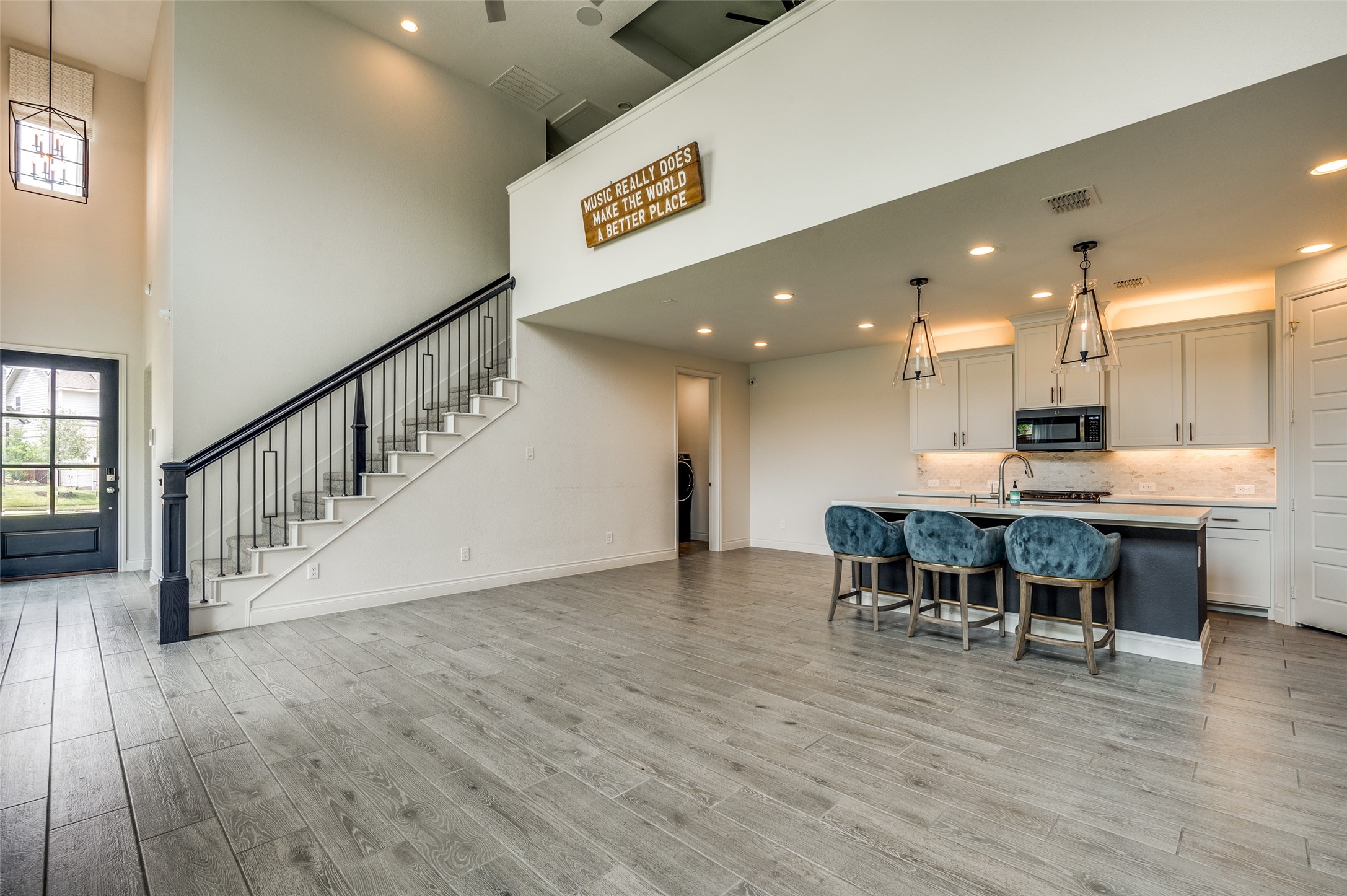 2029 Prairie Holly Lane