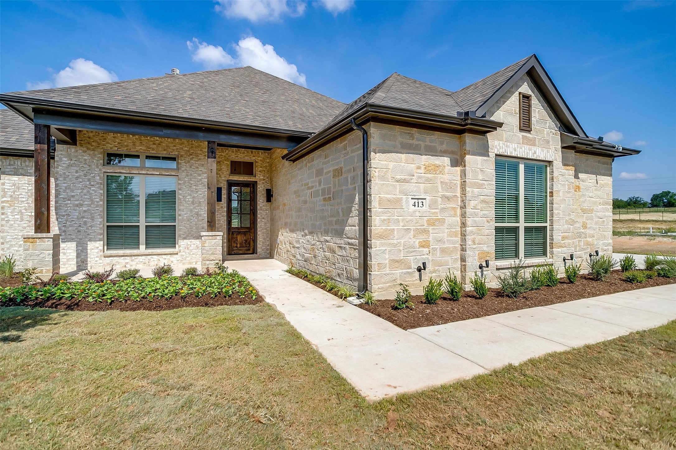 413 Collum View