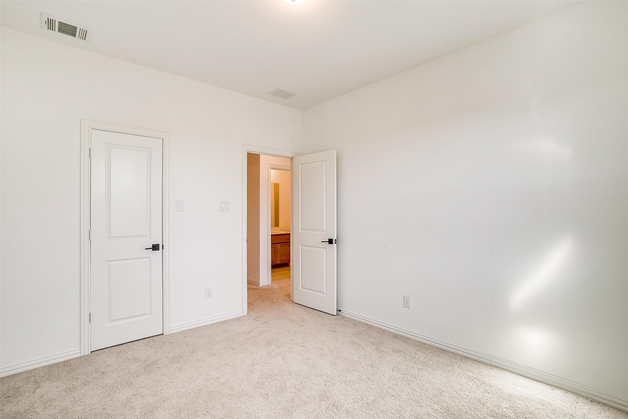 7549 Laburnam Road
