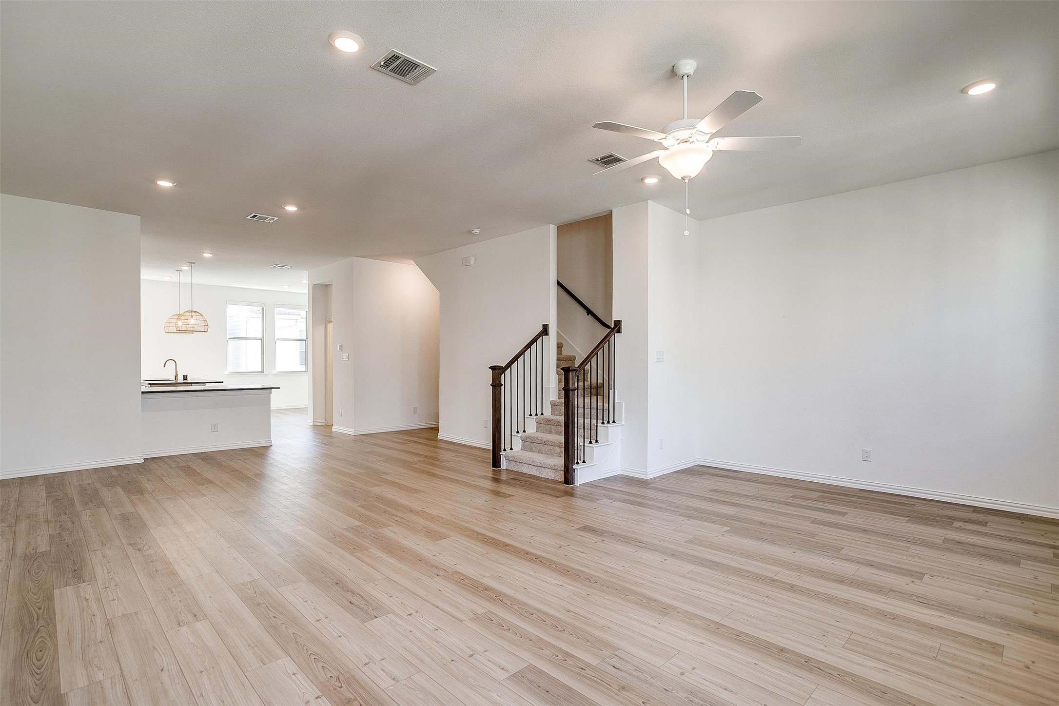 7549 Laburnam Road