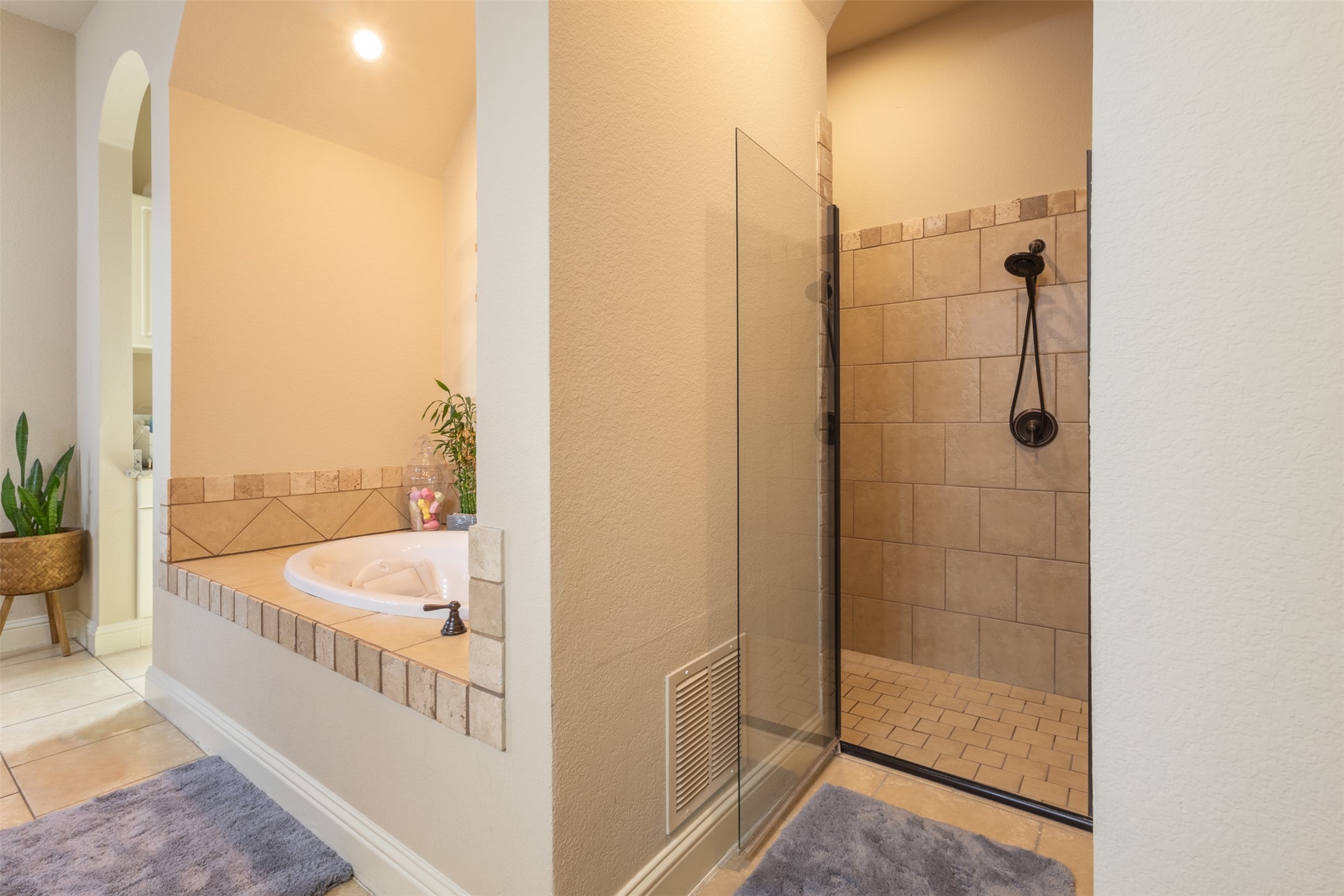 159 N Boyce Lane