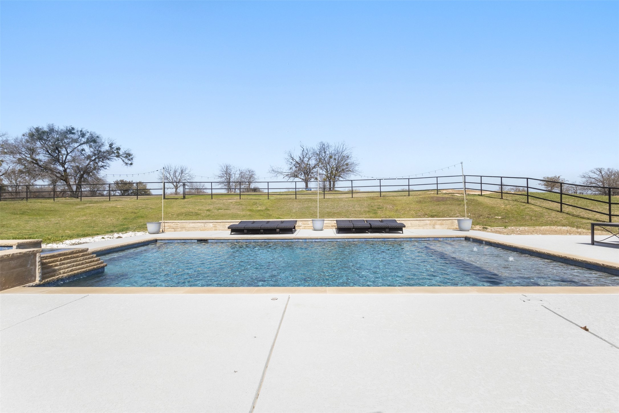 159 N Boyce Lane
