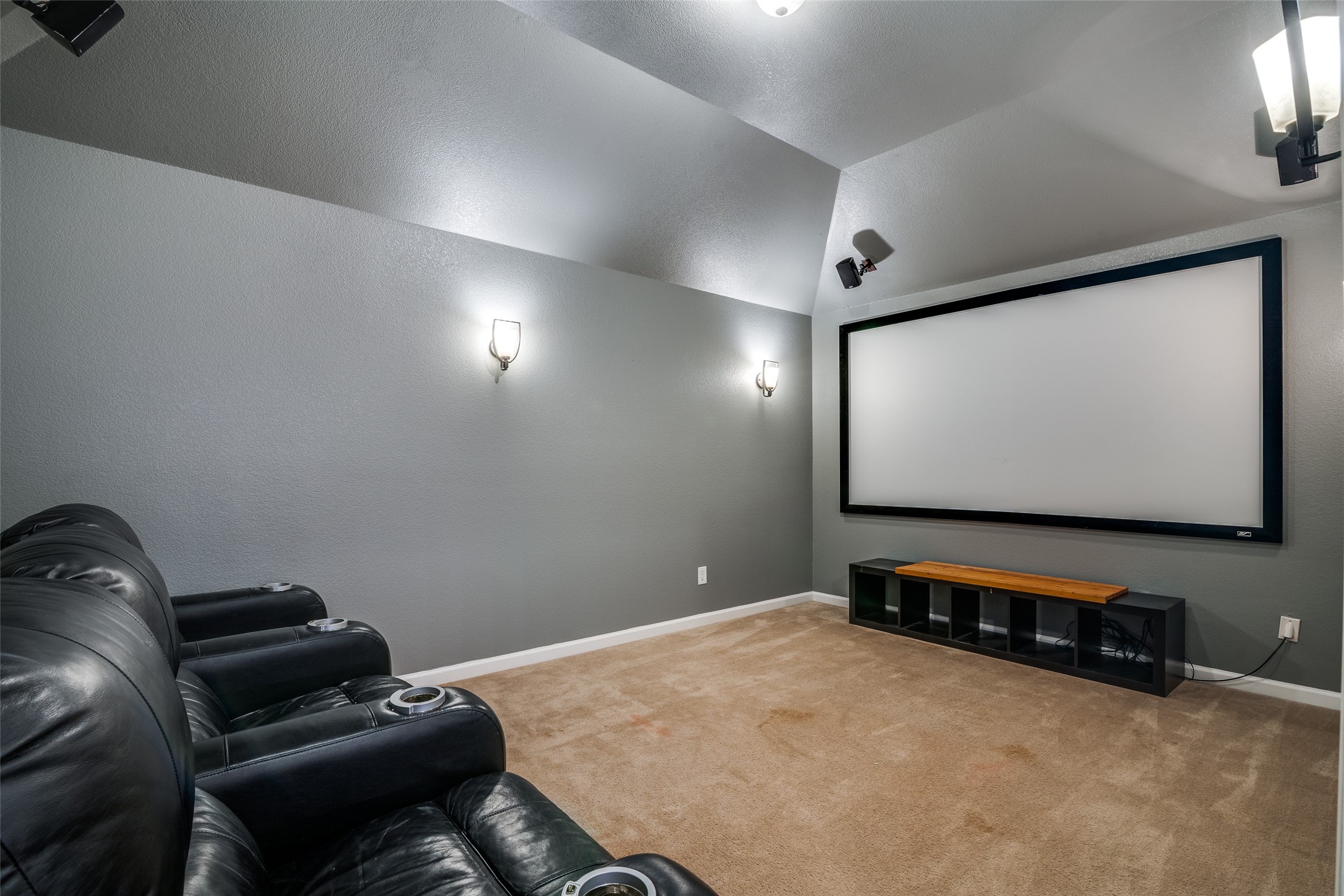 2106 Fairway Winds Court