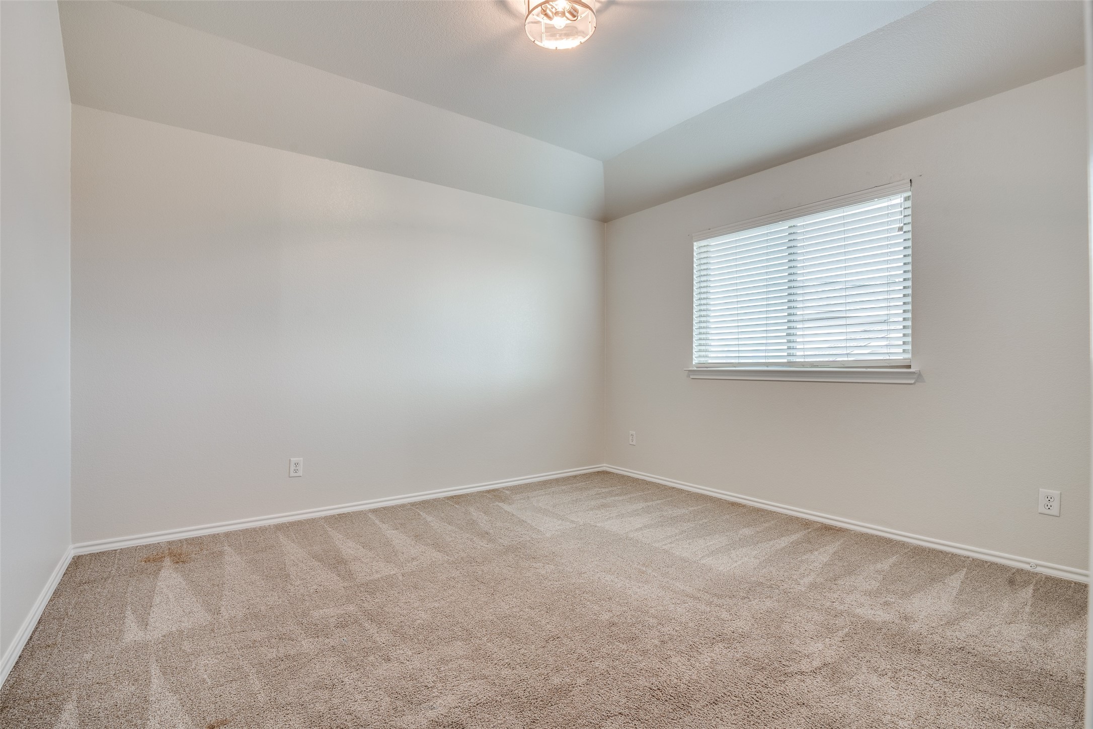 2106 Fairway Winds Court