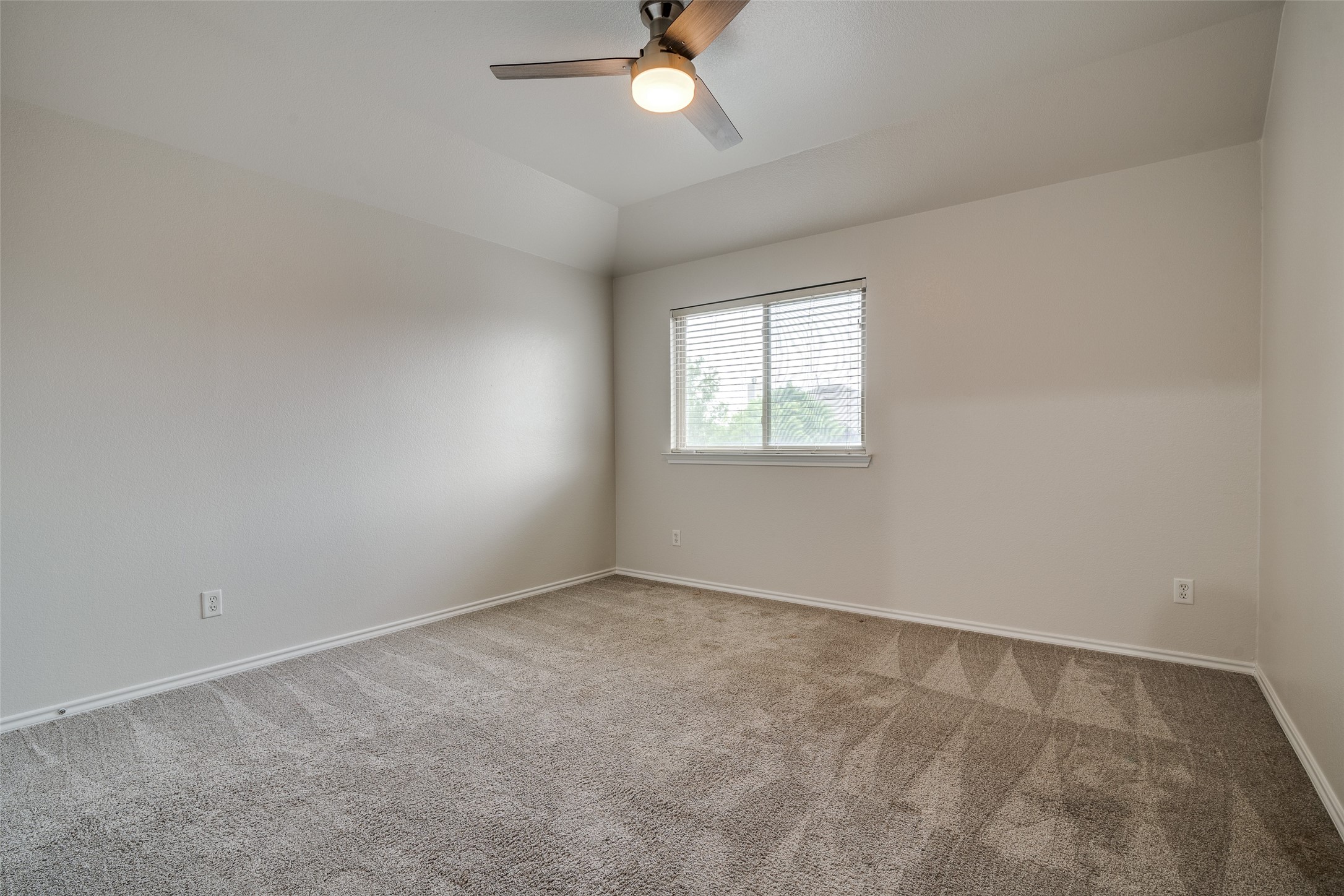 2106 Fairway Winds Court