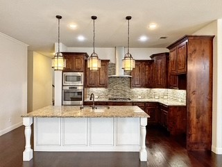 3037 Crestwater Ridge