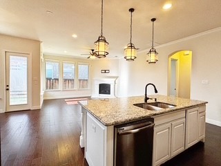 3037 Crestwater Ridge