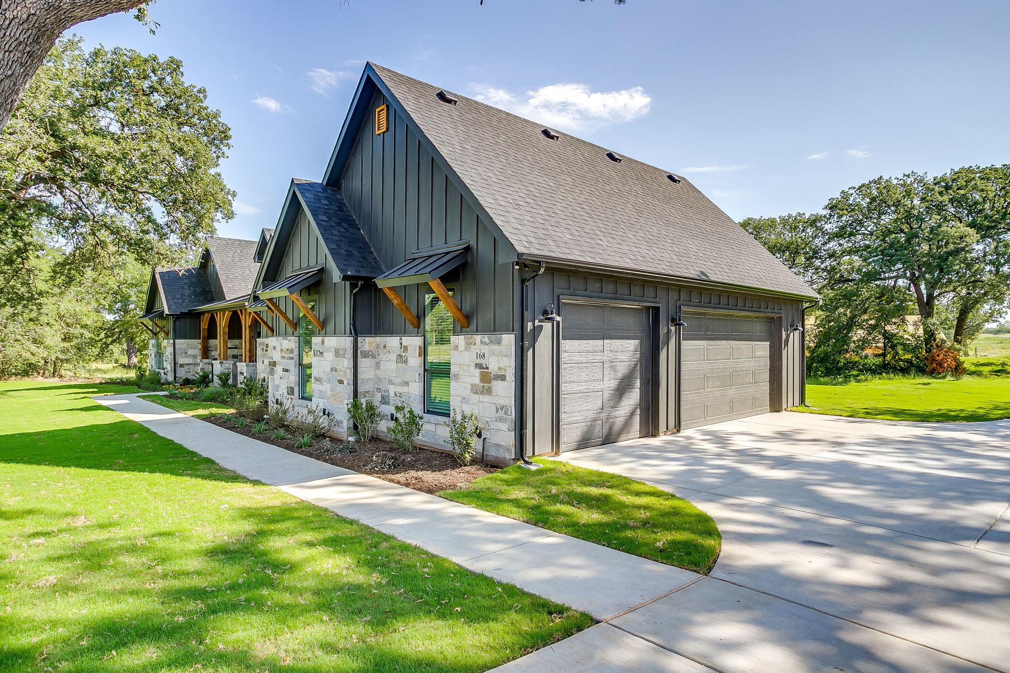 168 Oak Grove Way