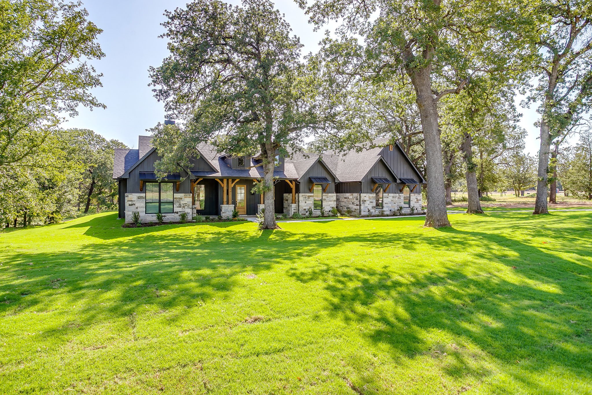 168 Oak Grove Way
