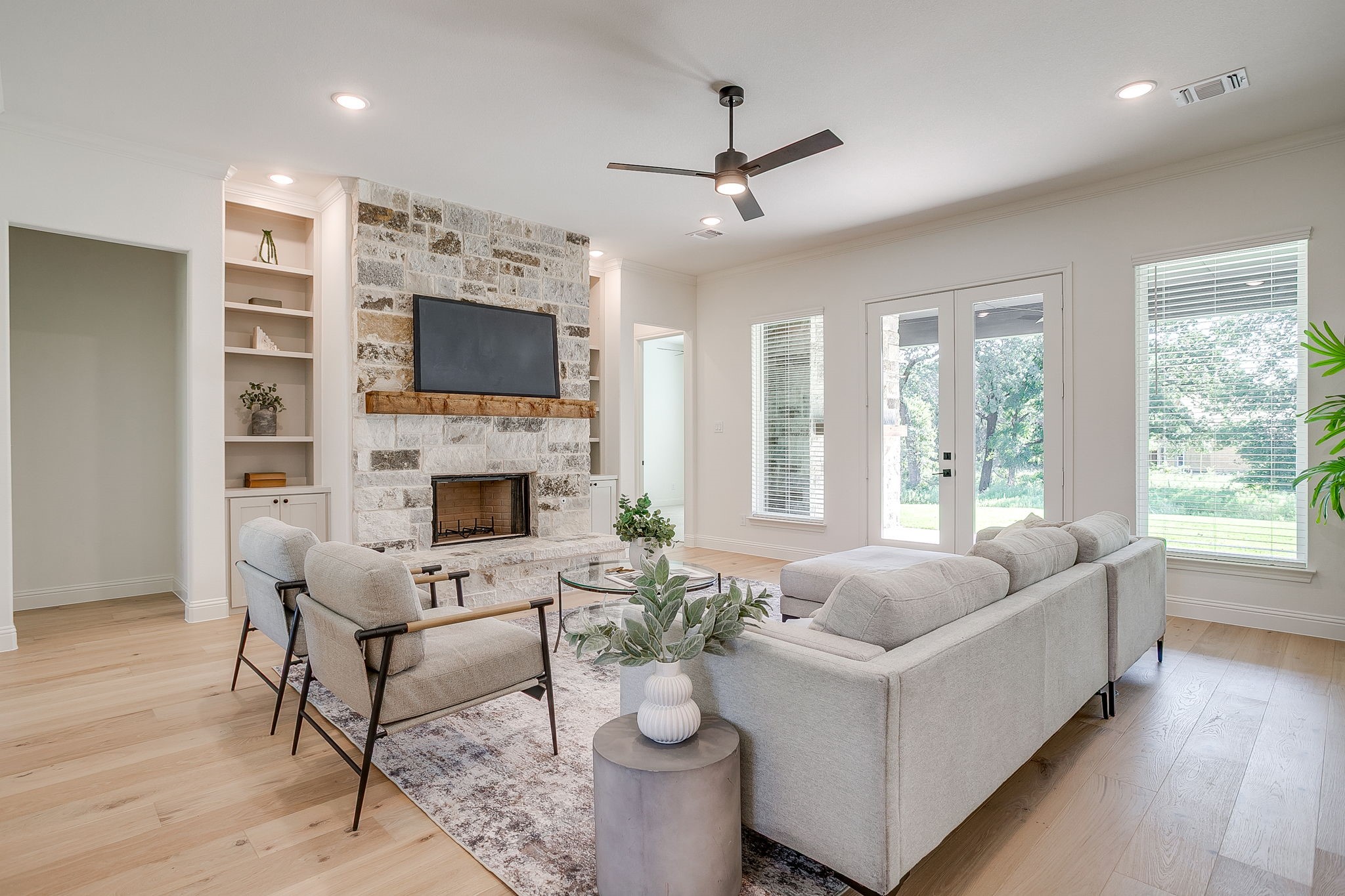 168 Oak Grove Way