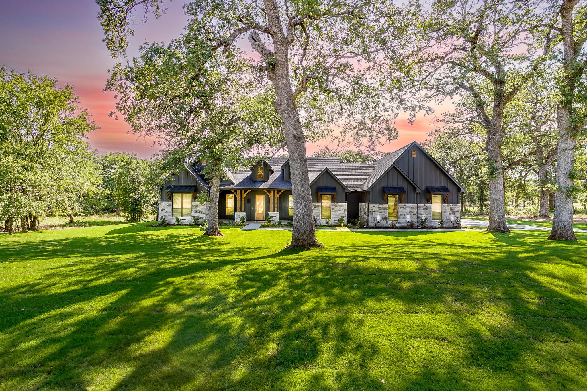 168 Oak Grove Way