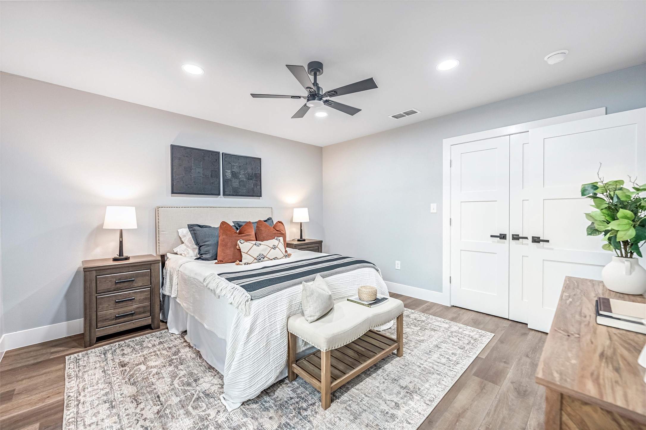 1300 County Road 1550