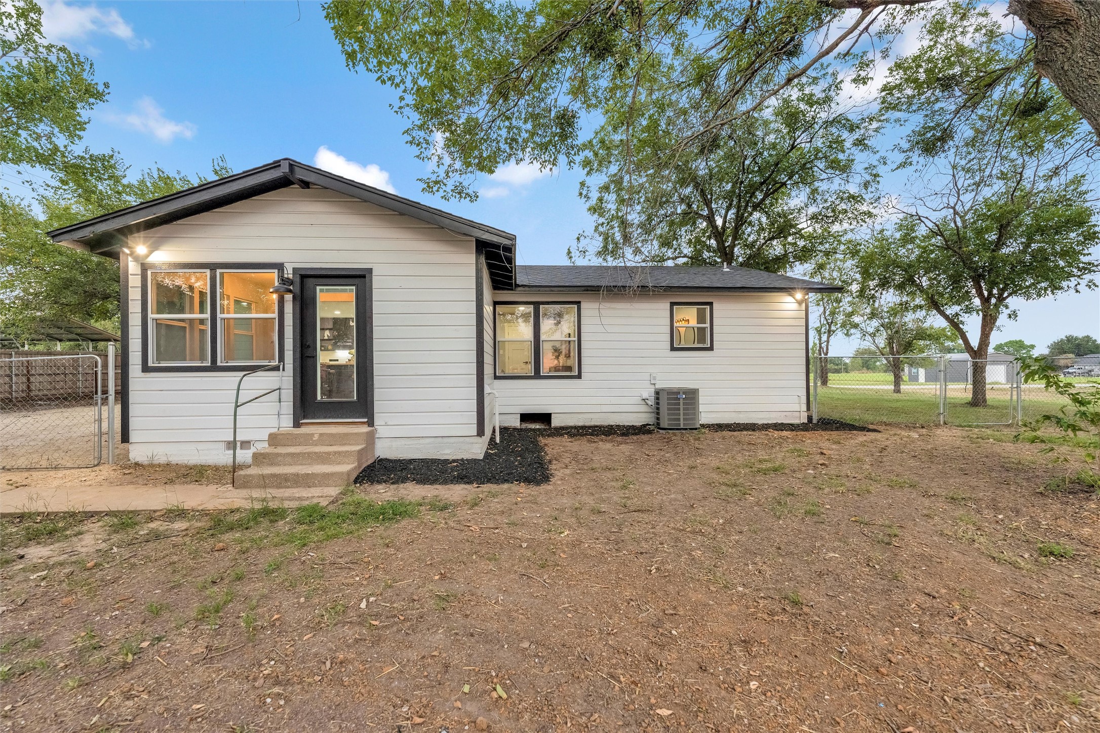 1300 County Road 1550