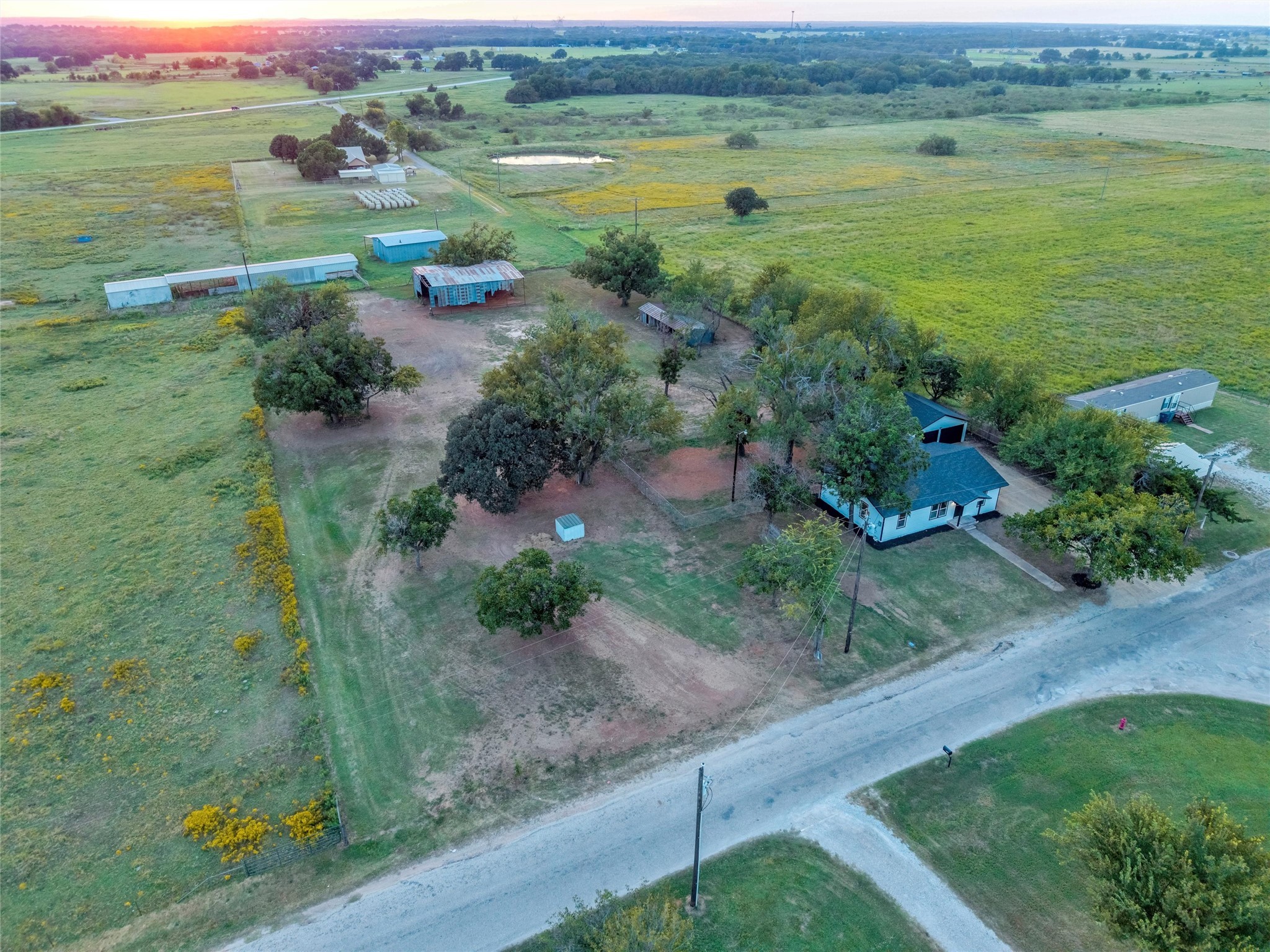 1300 County Road 1550