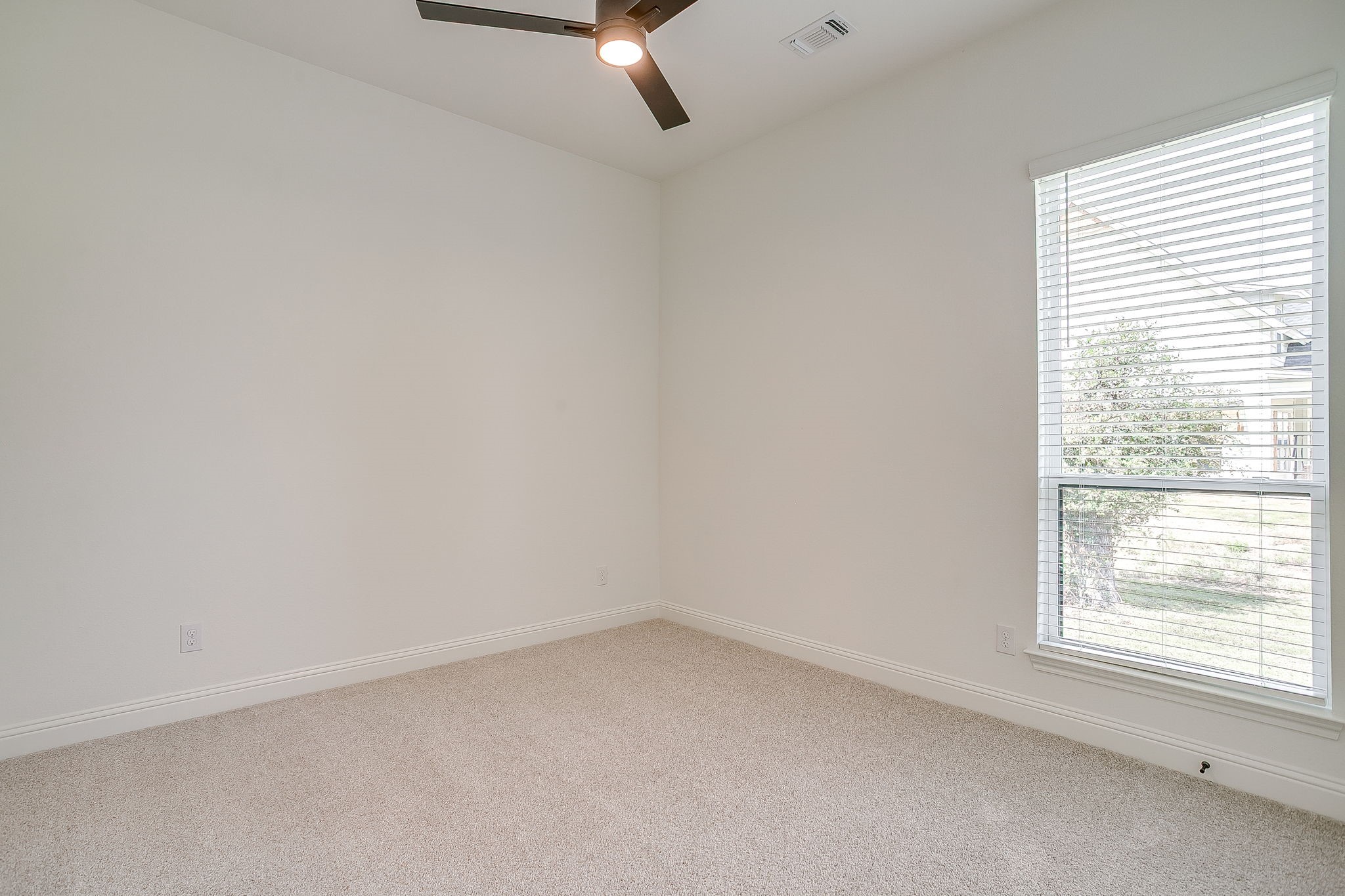 336 Slimp Bluff