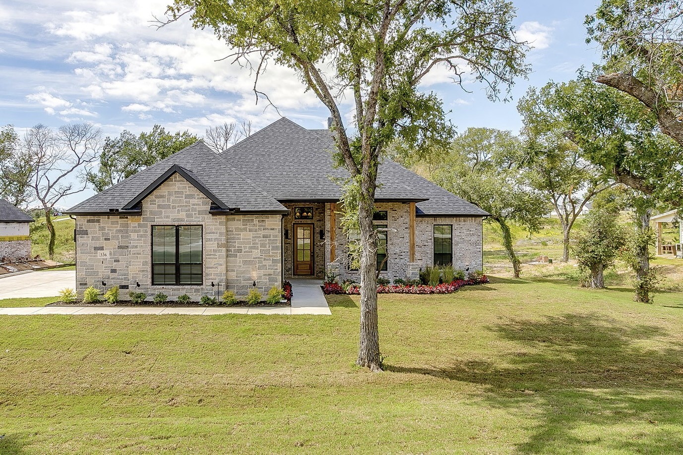 336 Slimp Bluff