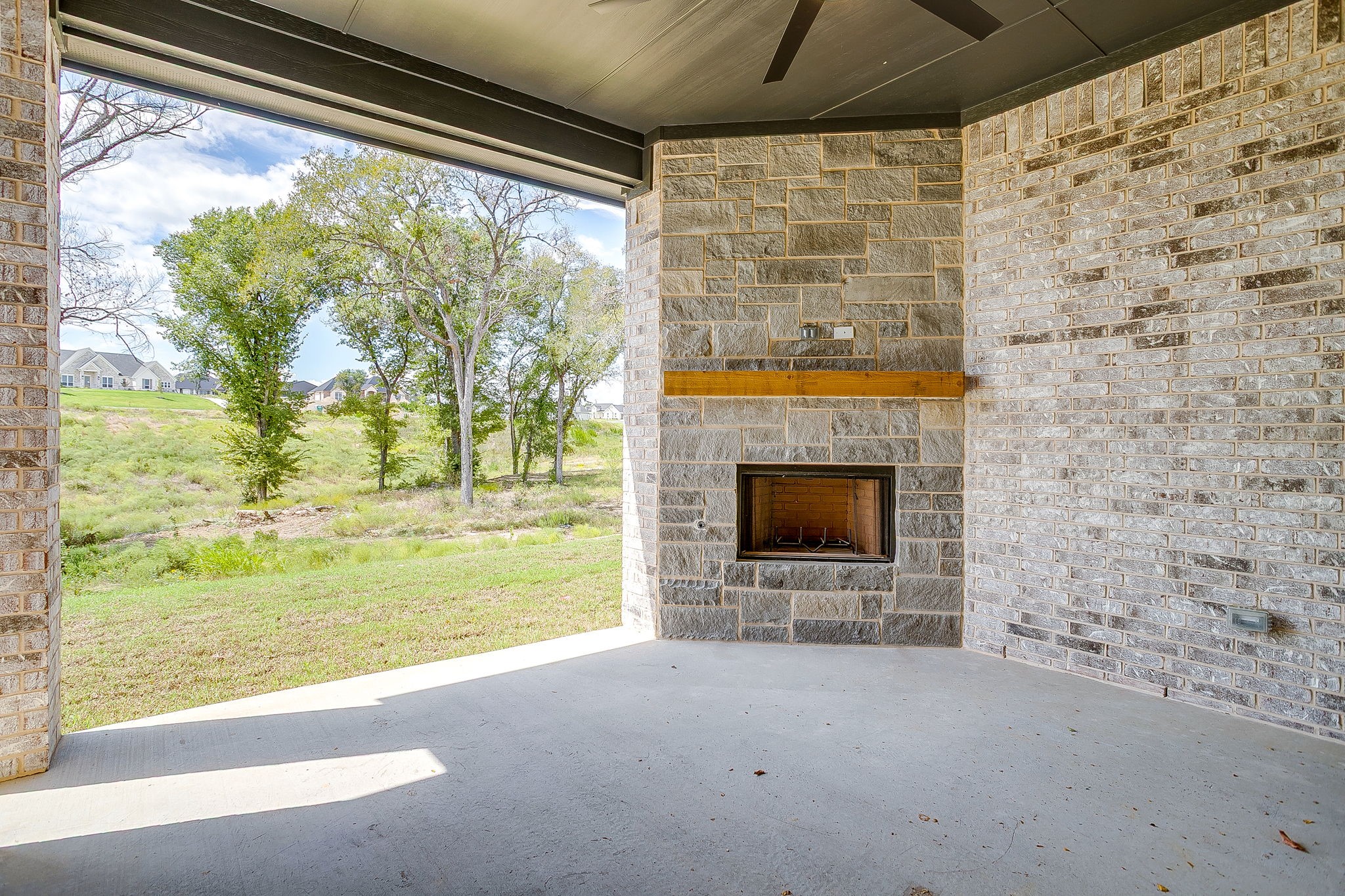 336 Slimp Bluff