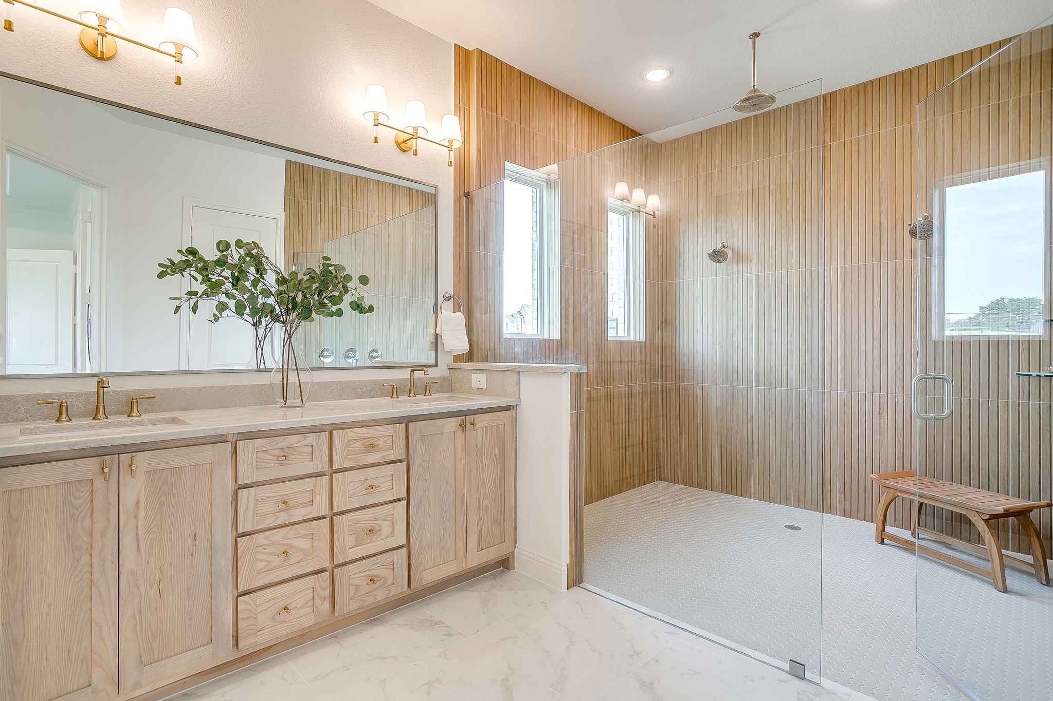 320 Slimp Bluff