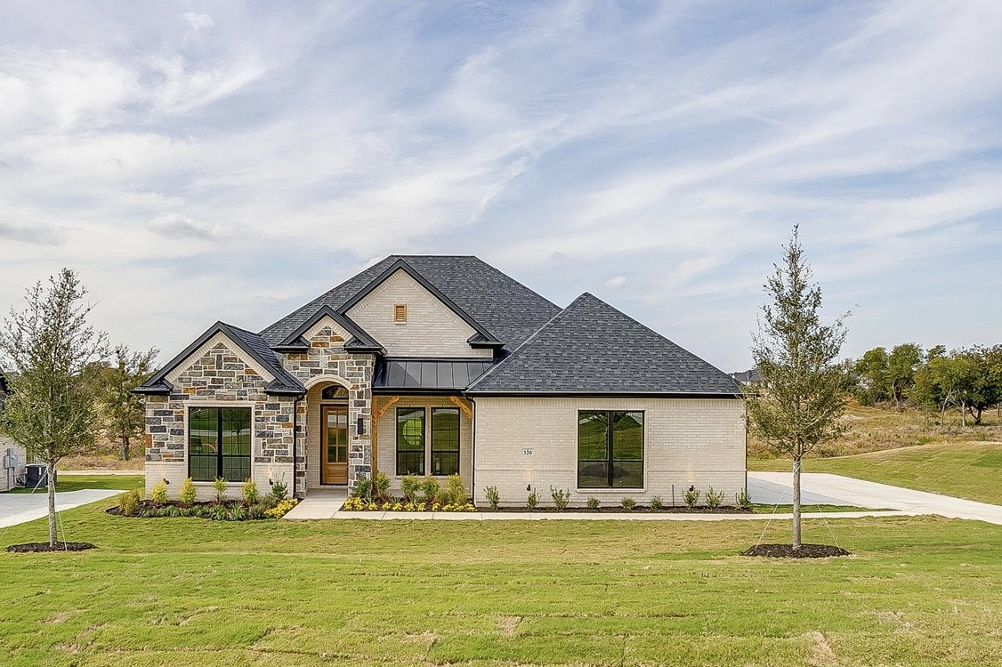 320 Slimp Bluff