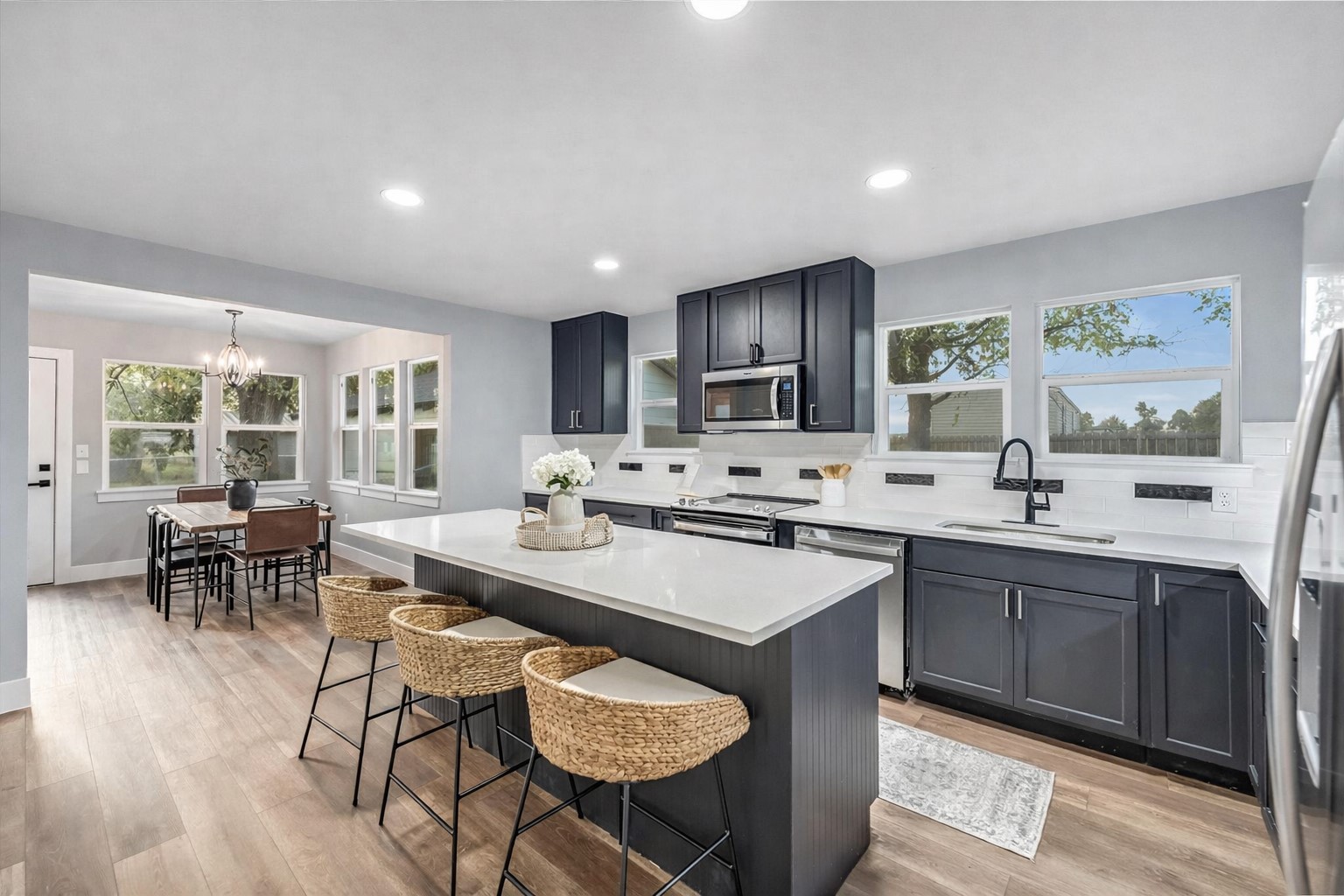 1300 County Road 1550