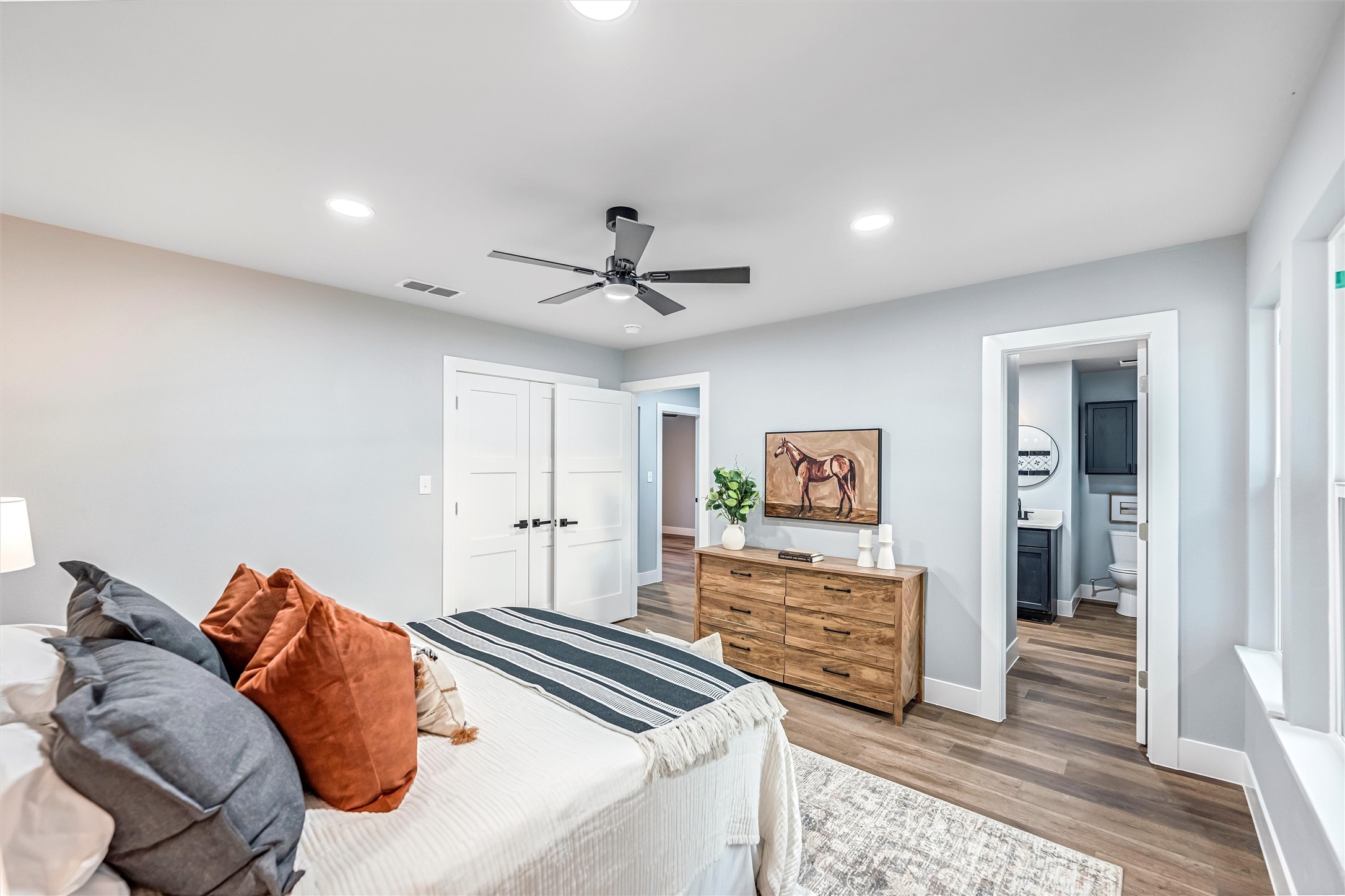 1300 County Road 1550