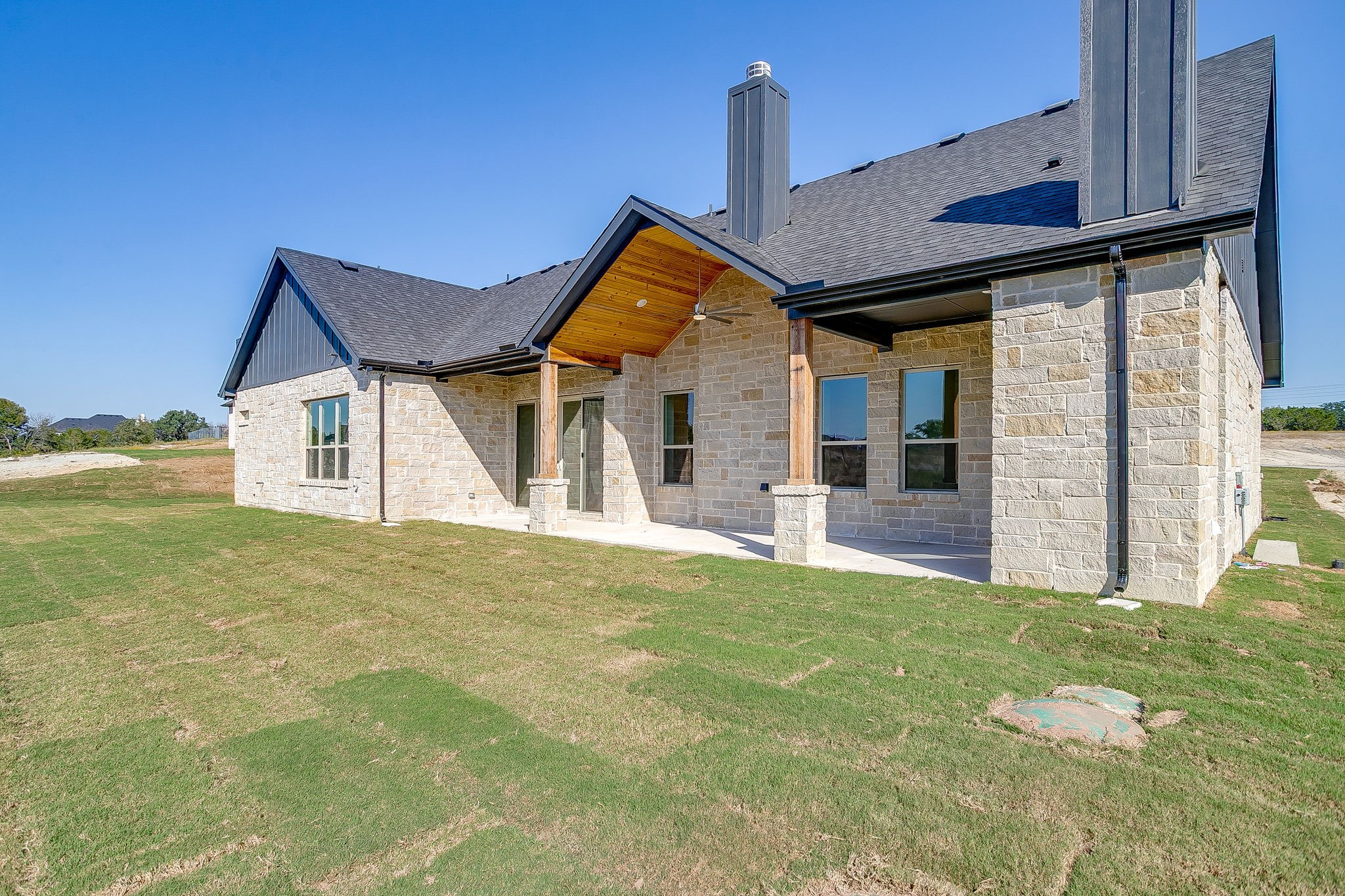 324 Slimp Bluff