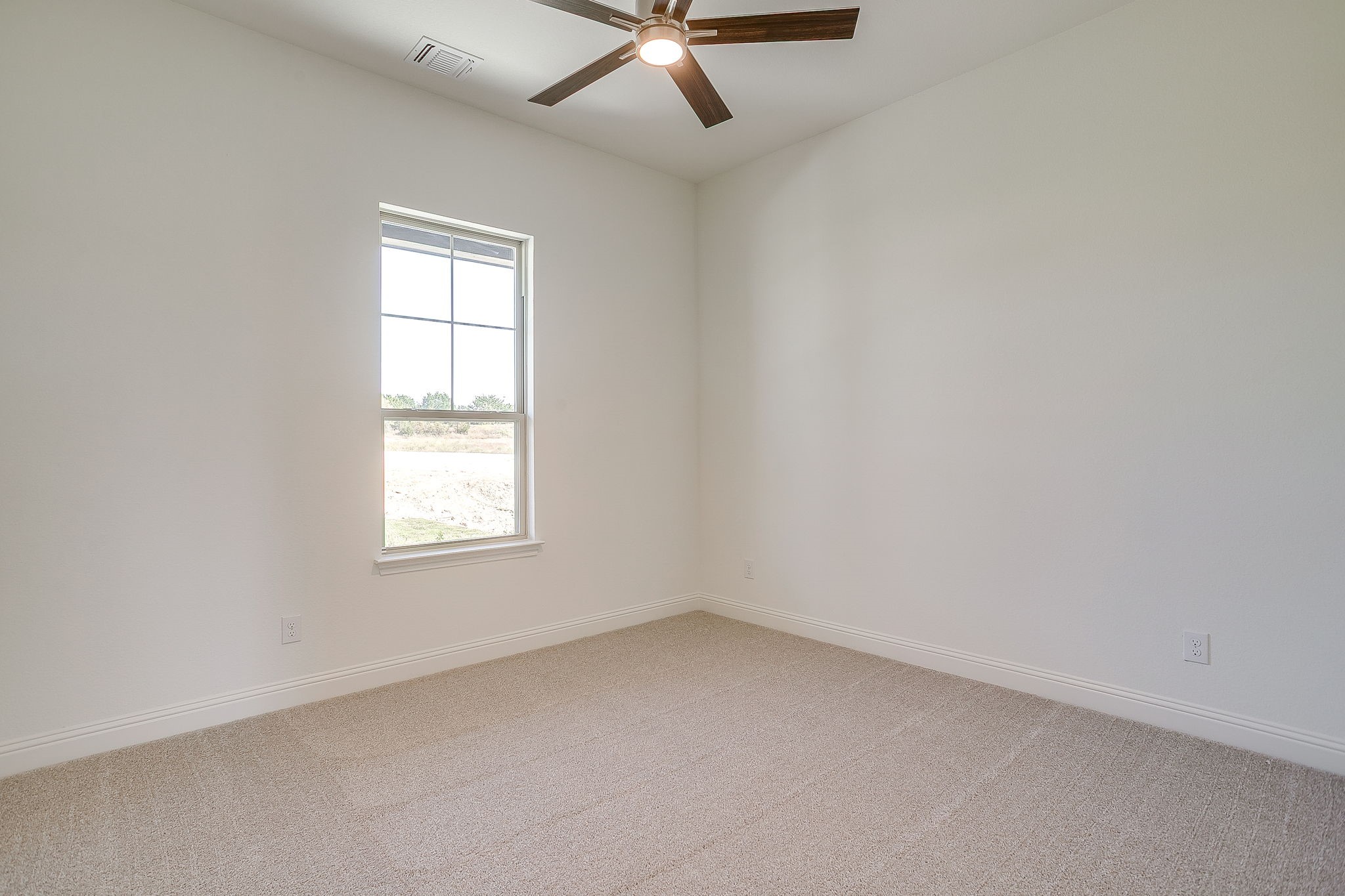 324 Slimp Bluff