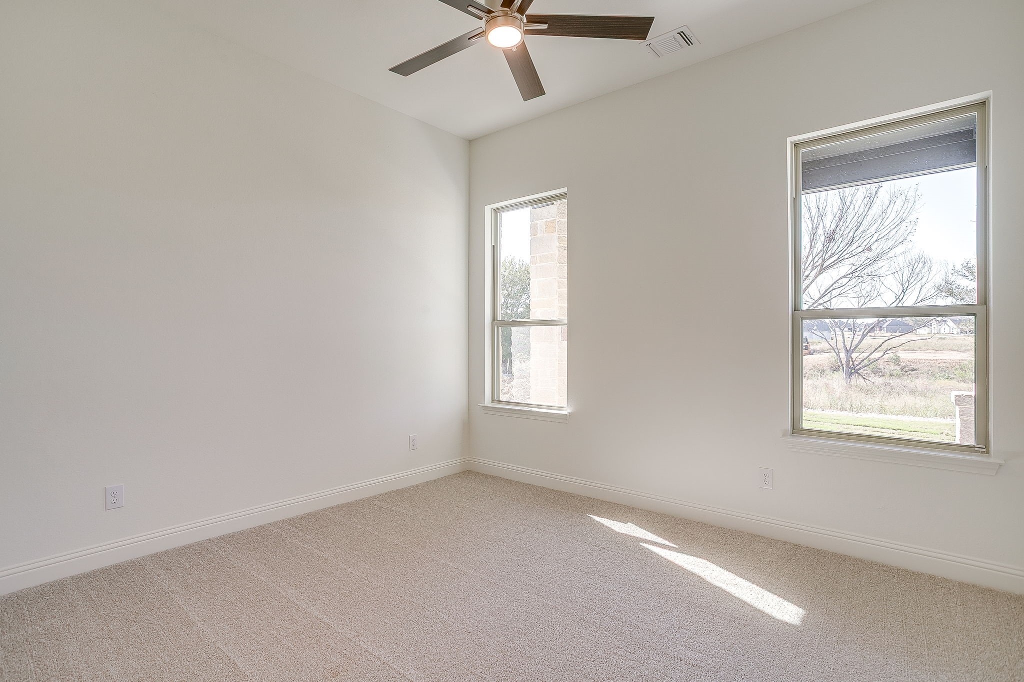 324 Slimp Bluff