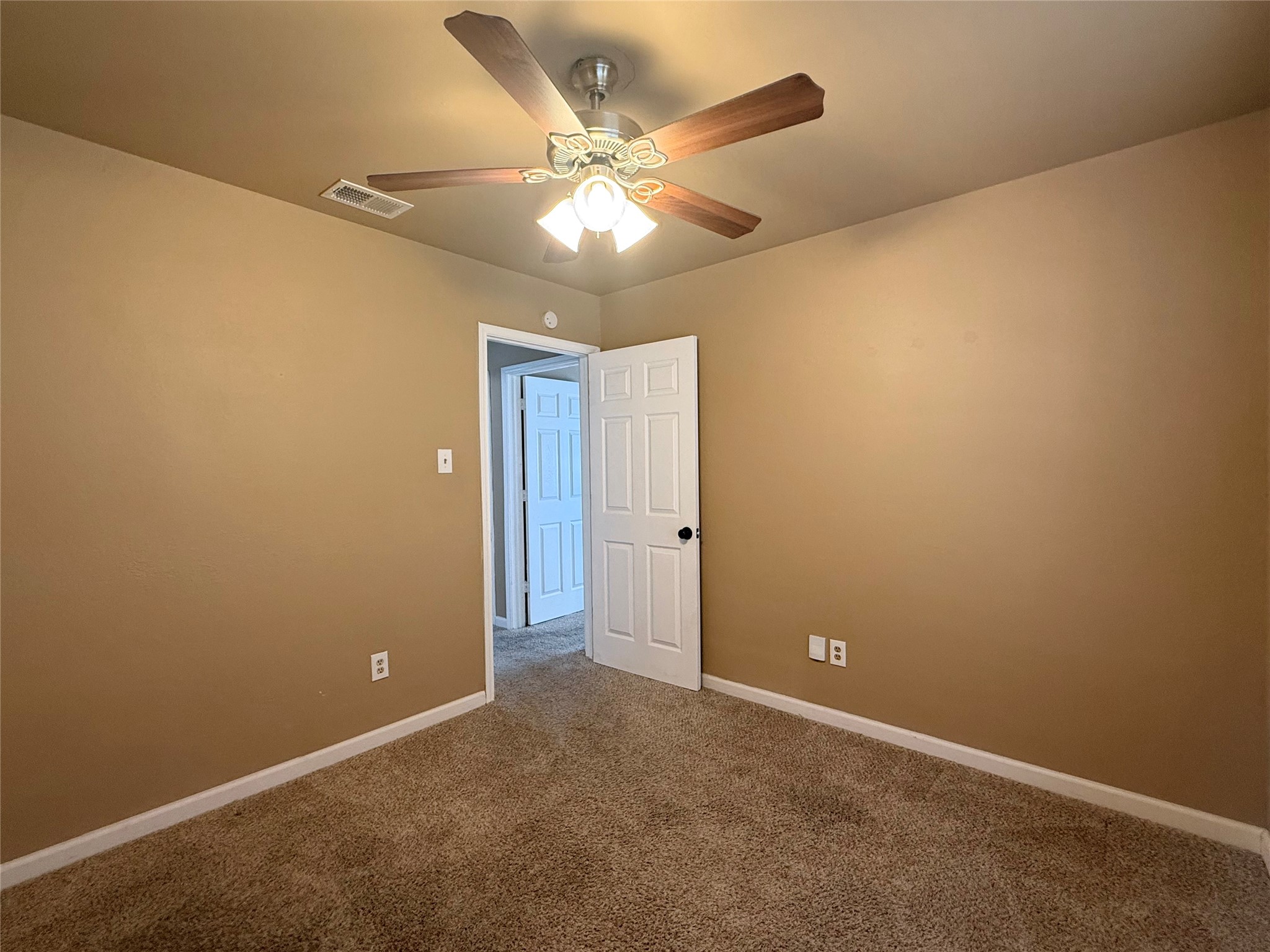 113 Suttonwood Drive