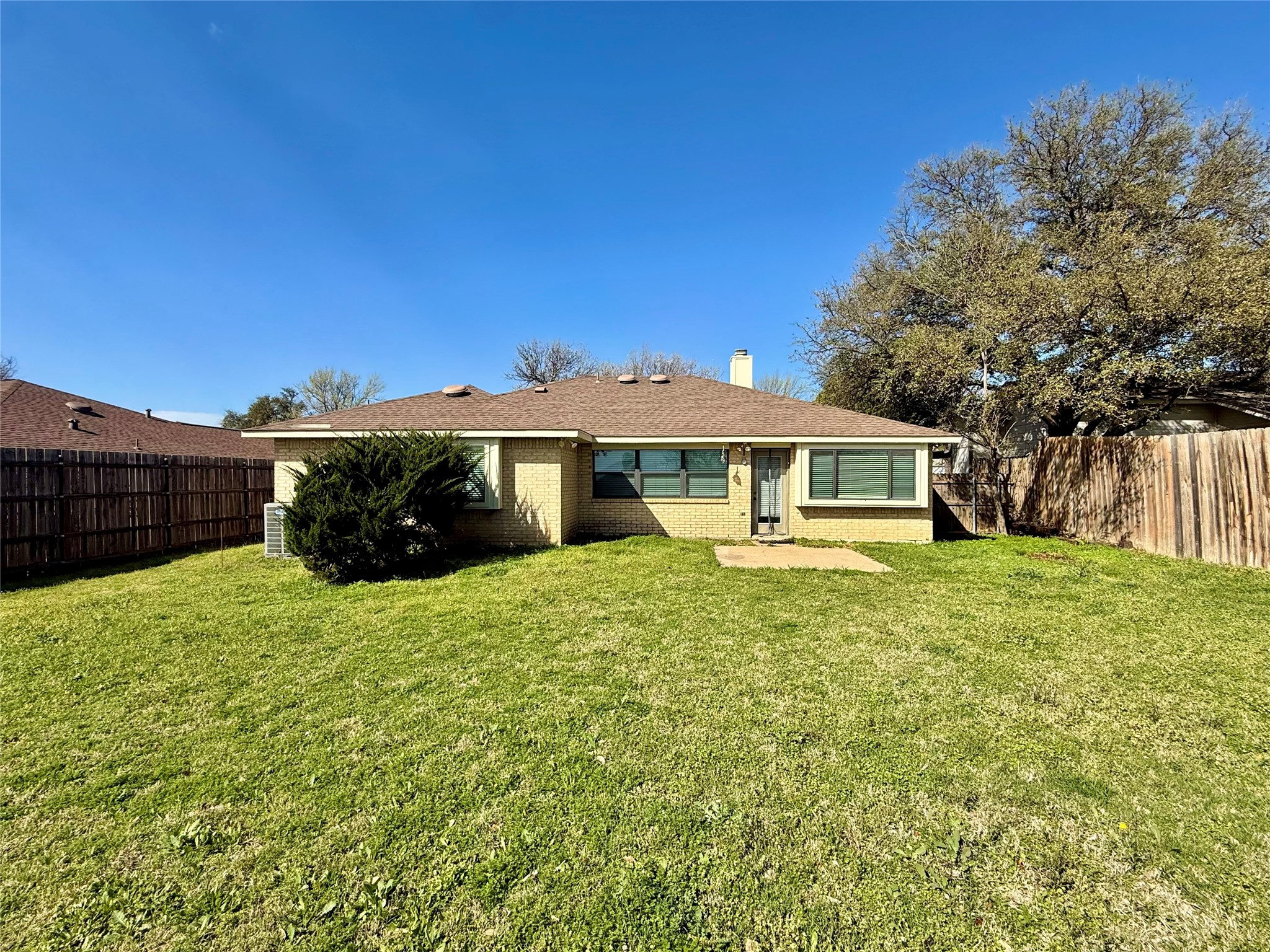 113 Suttonwood Drive