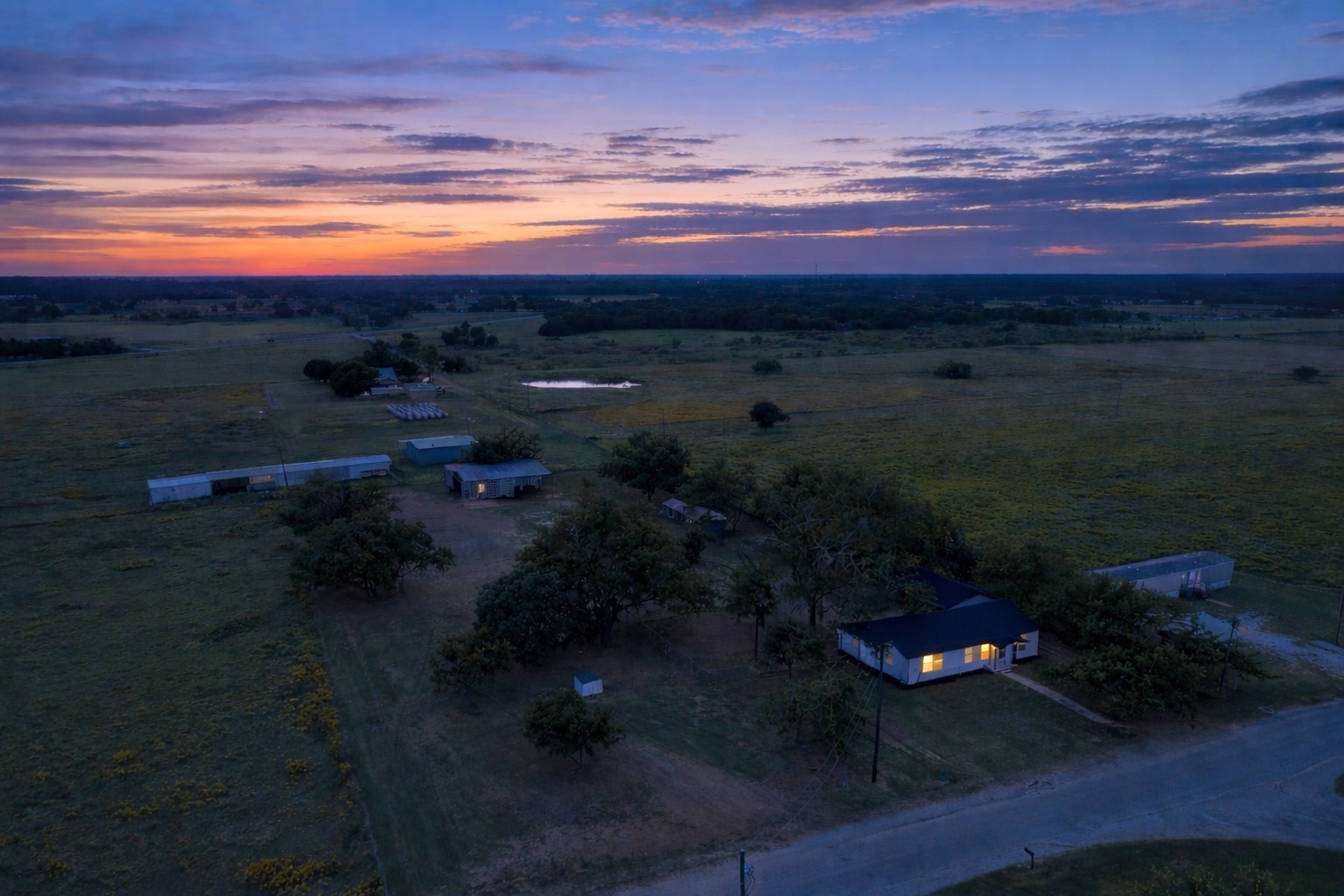 1300 County Road 1550