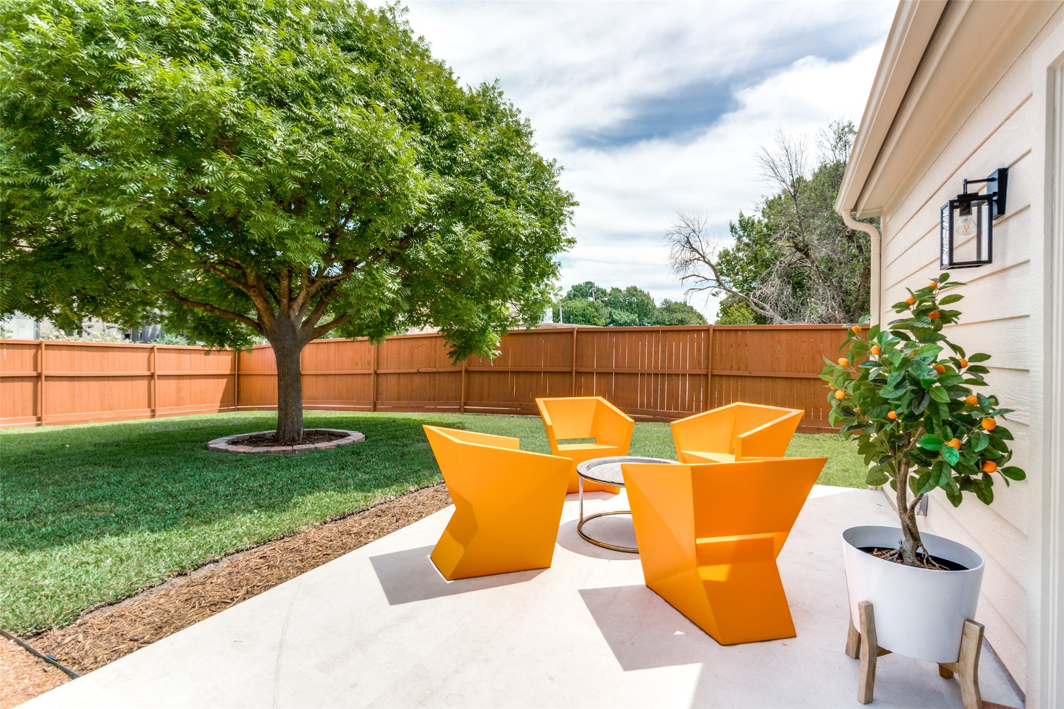 10431 Clary