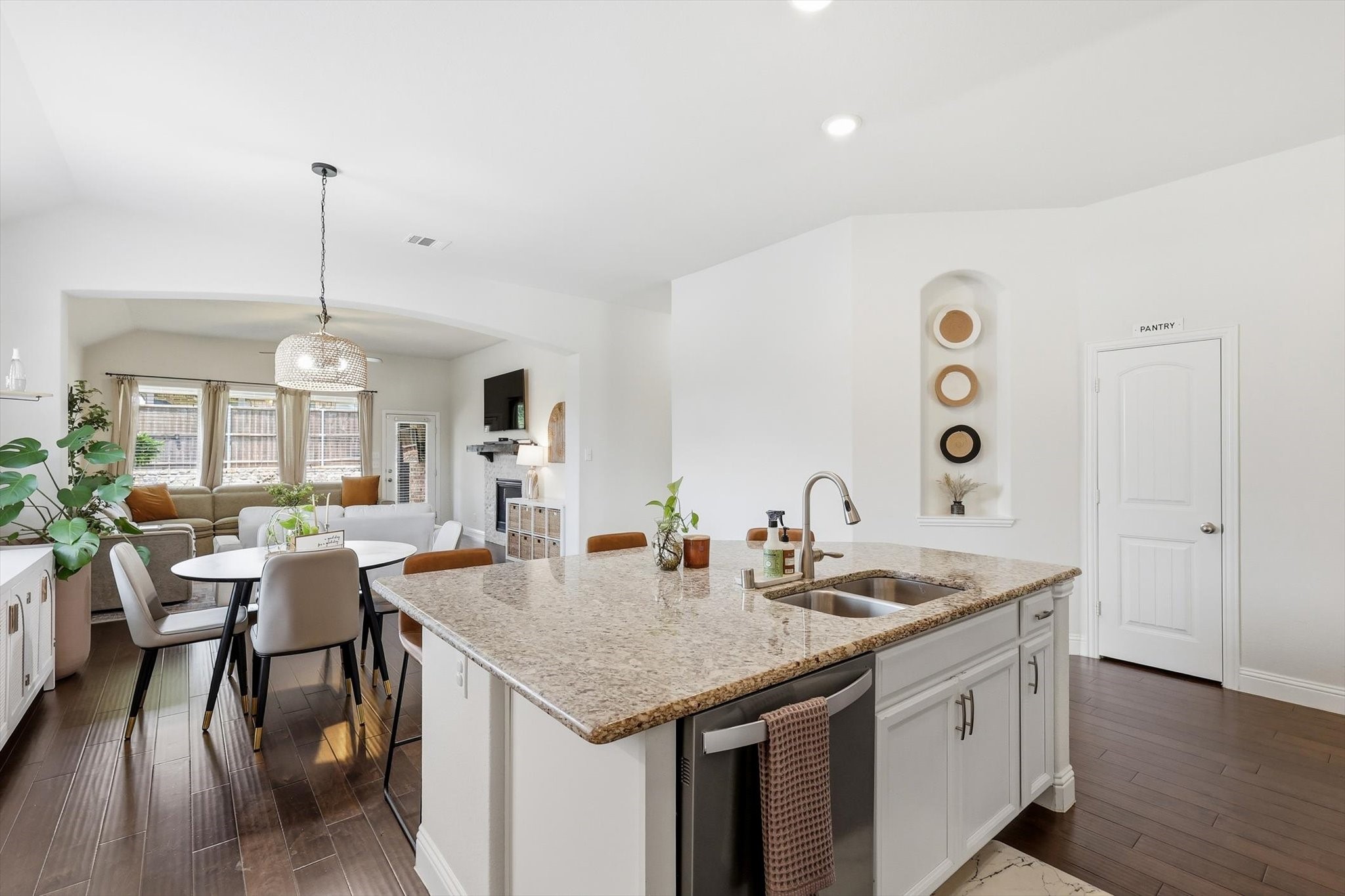 1540 Tanglewood Trail
